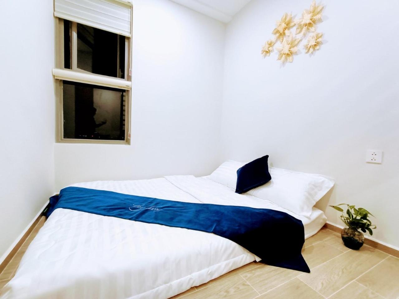 Two-Bedroom Apartment - Photo 21