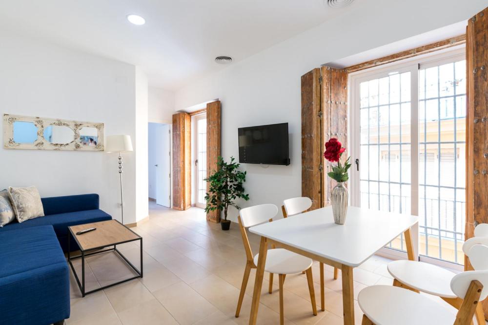 Apartment - Photo 2