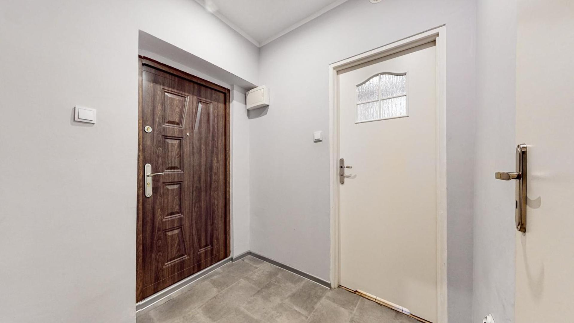 Studio Apartment - Photo 23