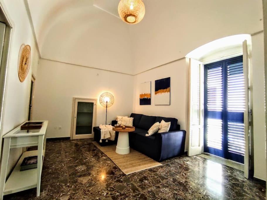 One-Bedroom House photo 2