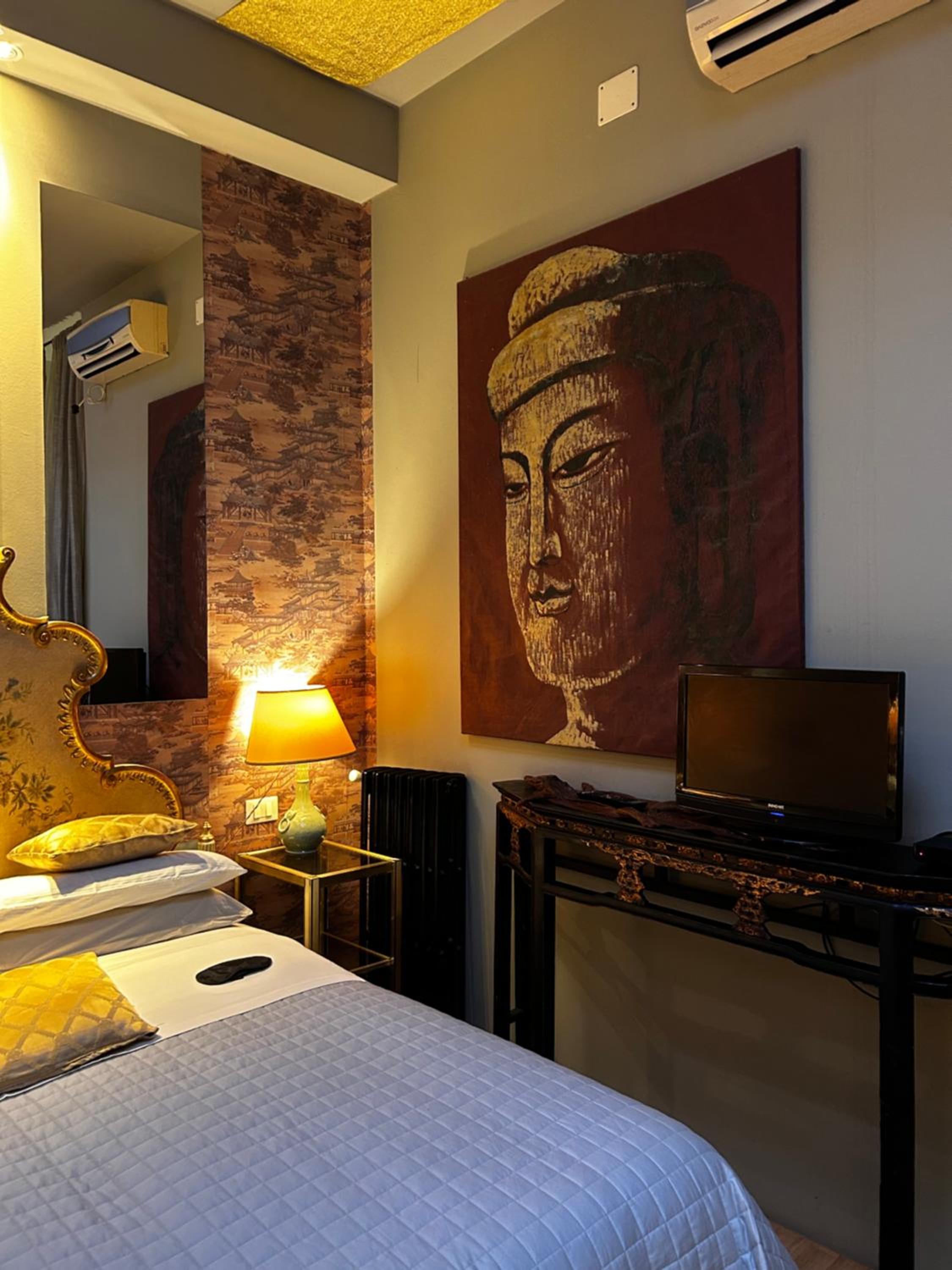 Deluxe Room - Photo 5