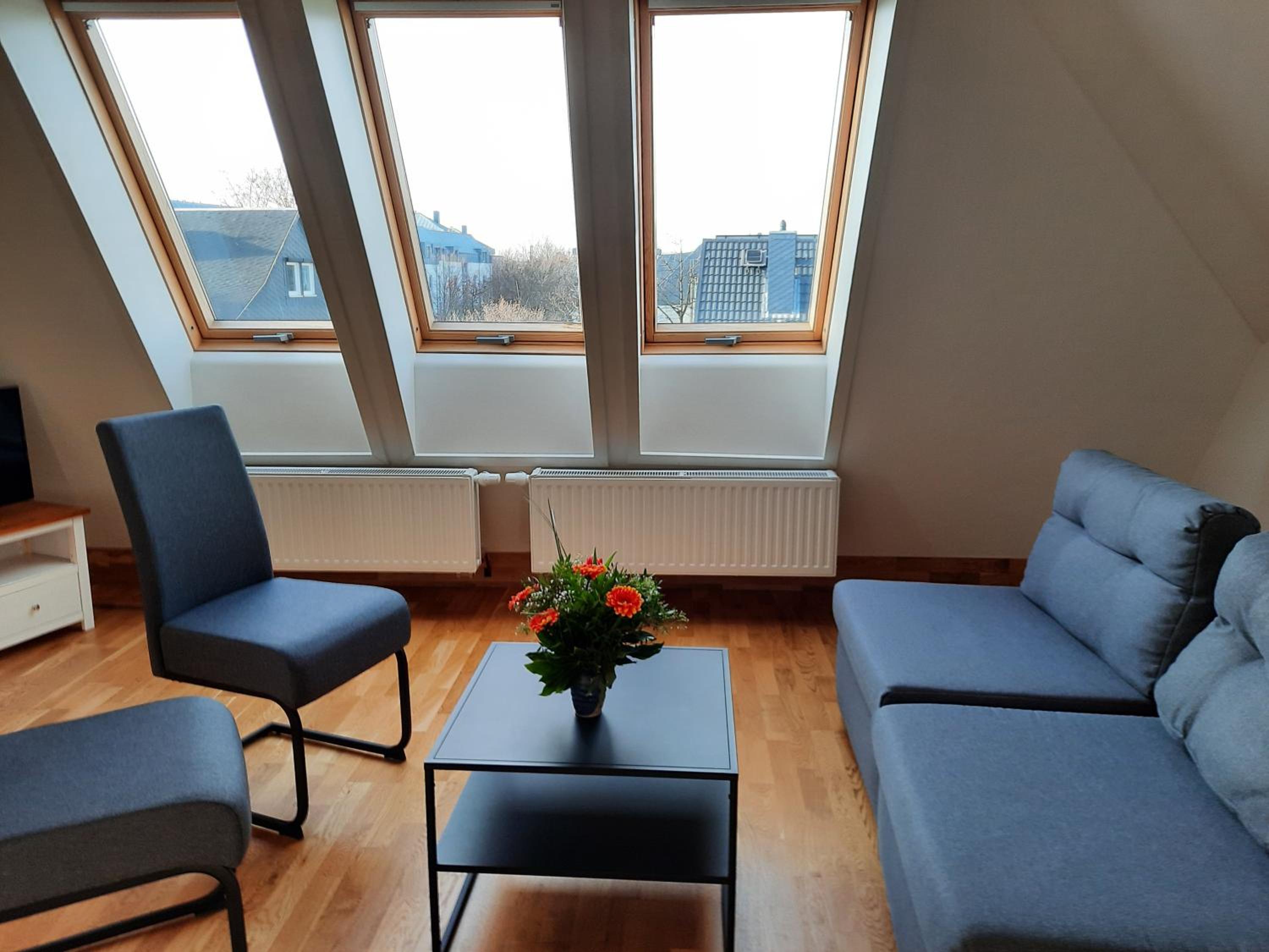 One-Bedroom Apartment photo 1