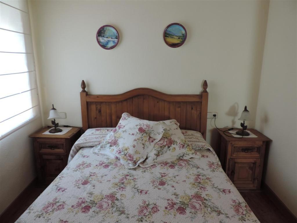 Triple Room (1 Double Bed + 1 Single Bed)
