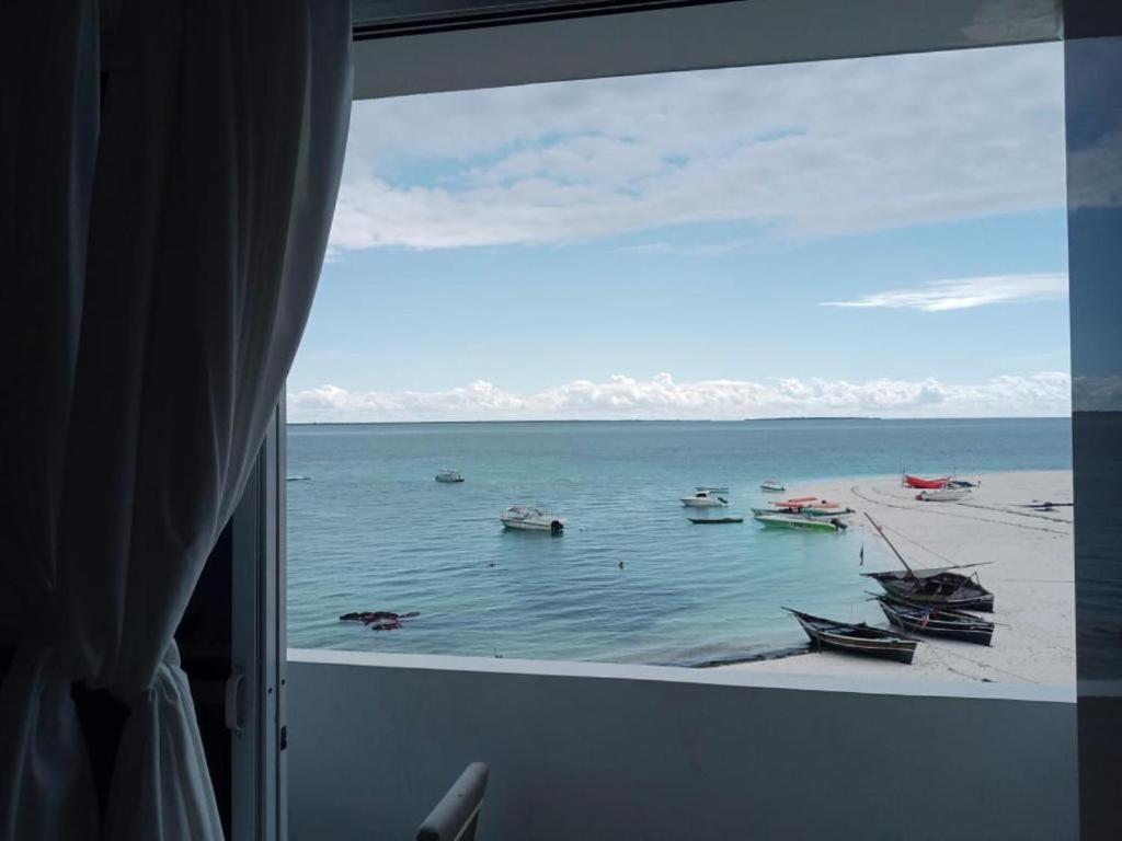 Deluxe Double Room with Balcony and Sea View - Photo 4
