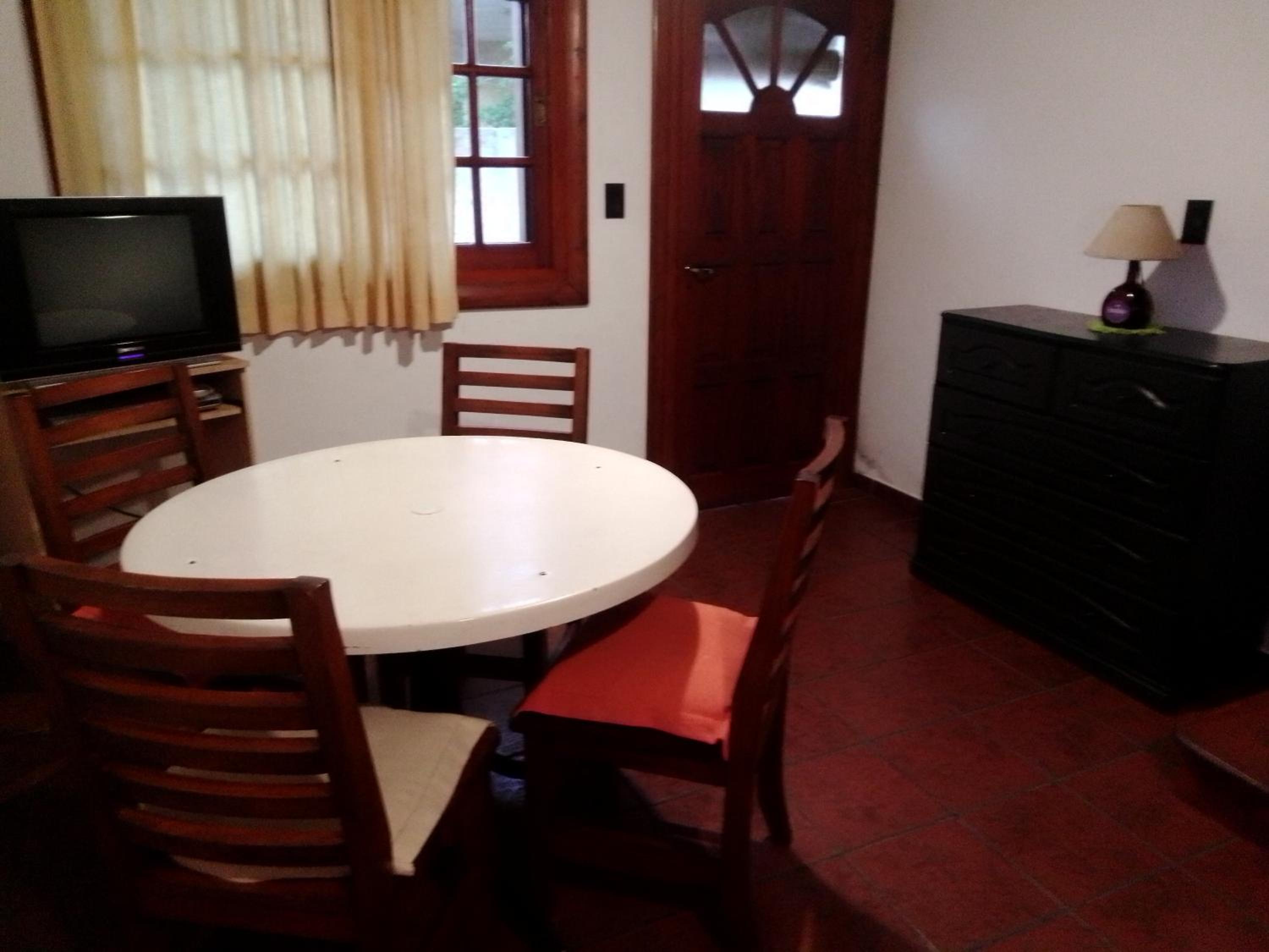 One-Bedroom House photo 3