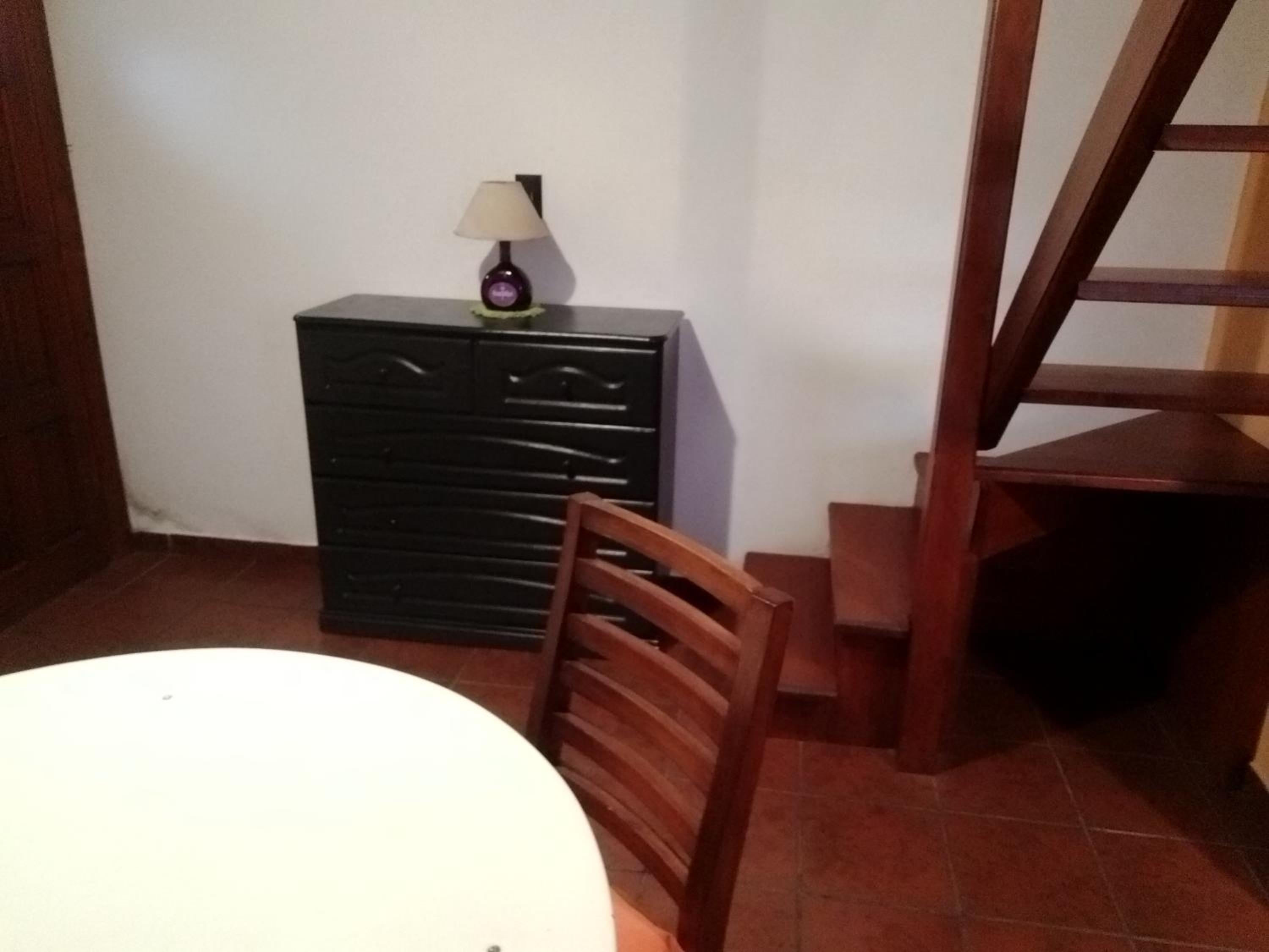 One-Bedroom House photo 1