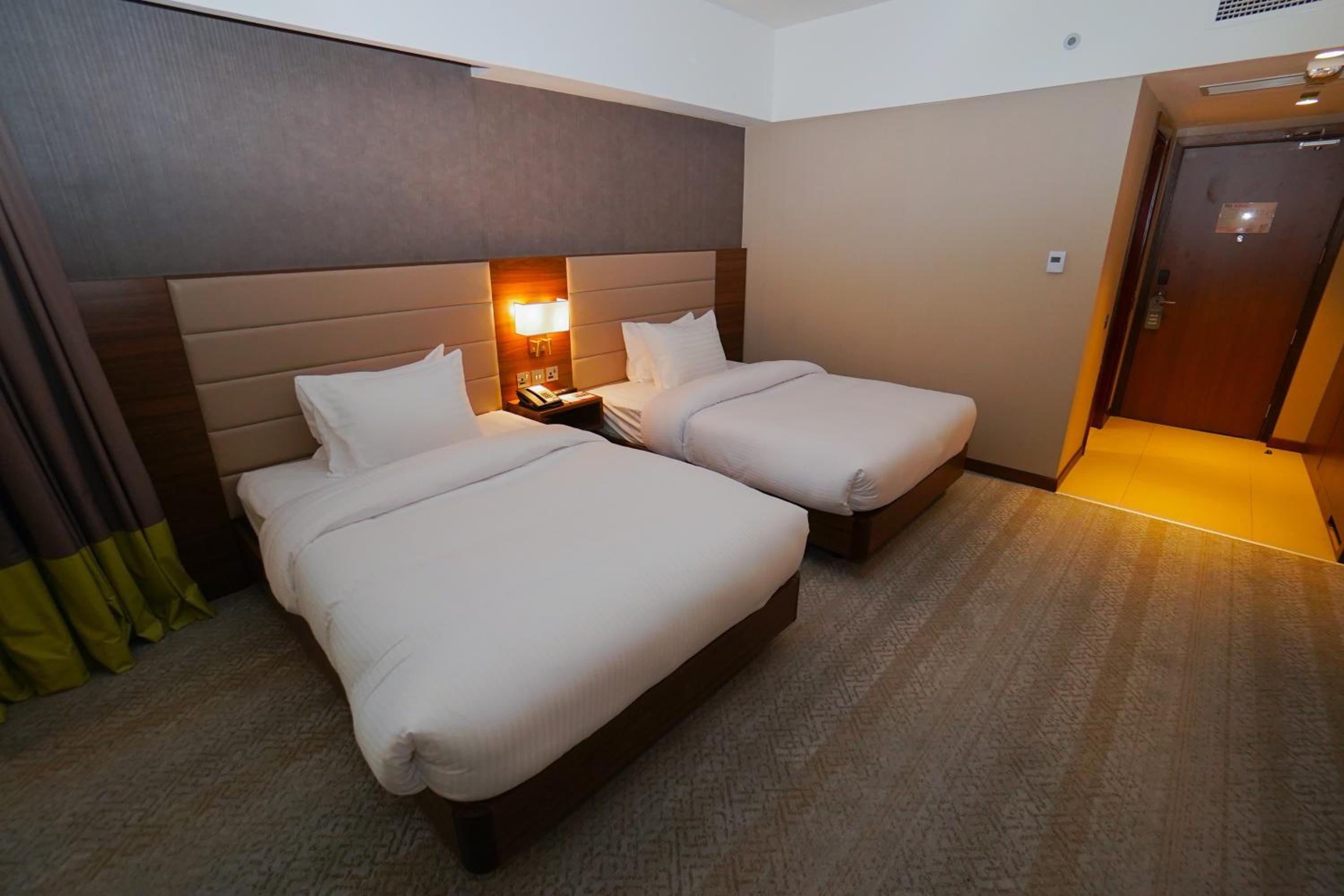 Deluxe Twin Room photo 3