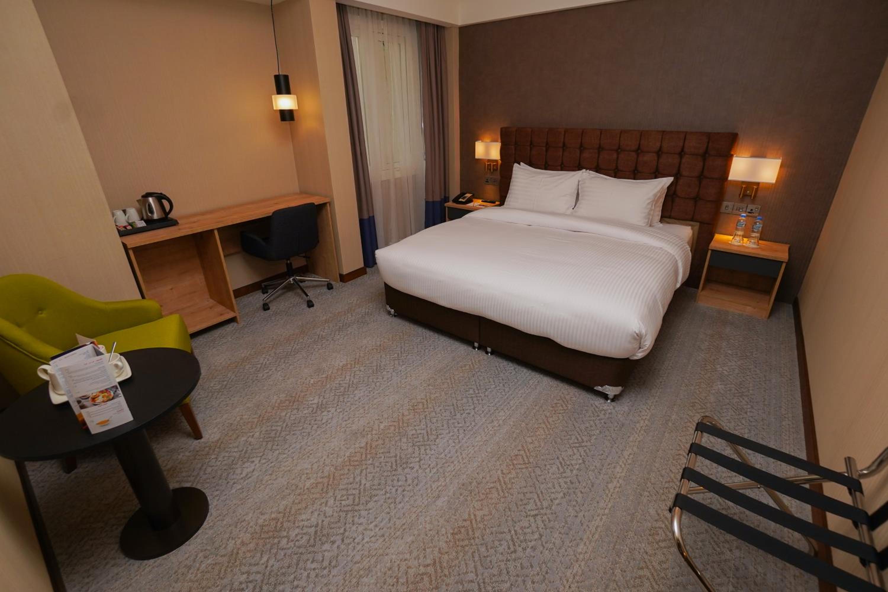 Executive Suite photo 3
