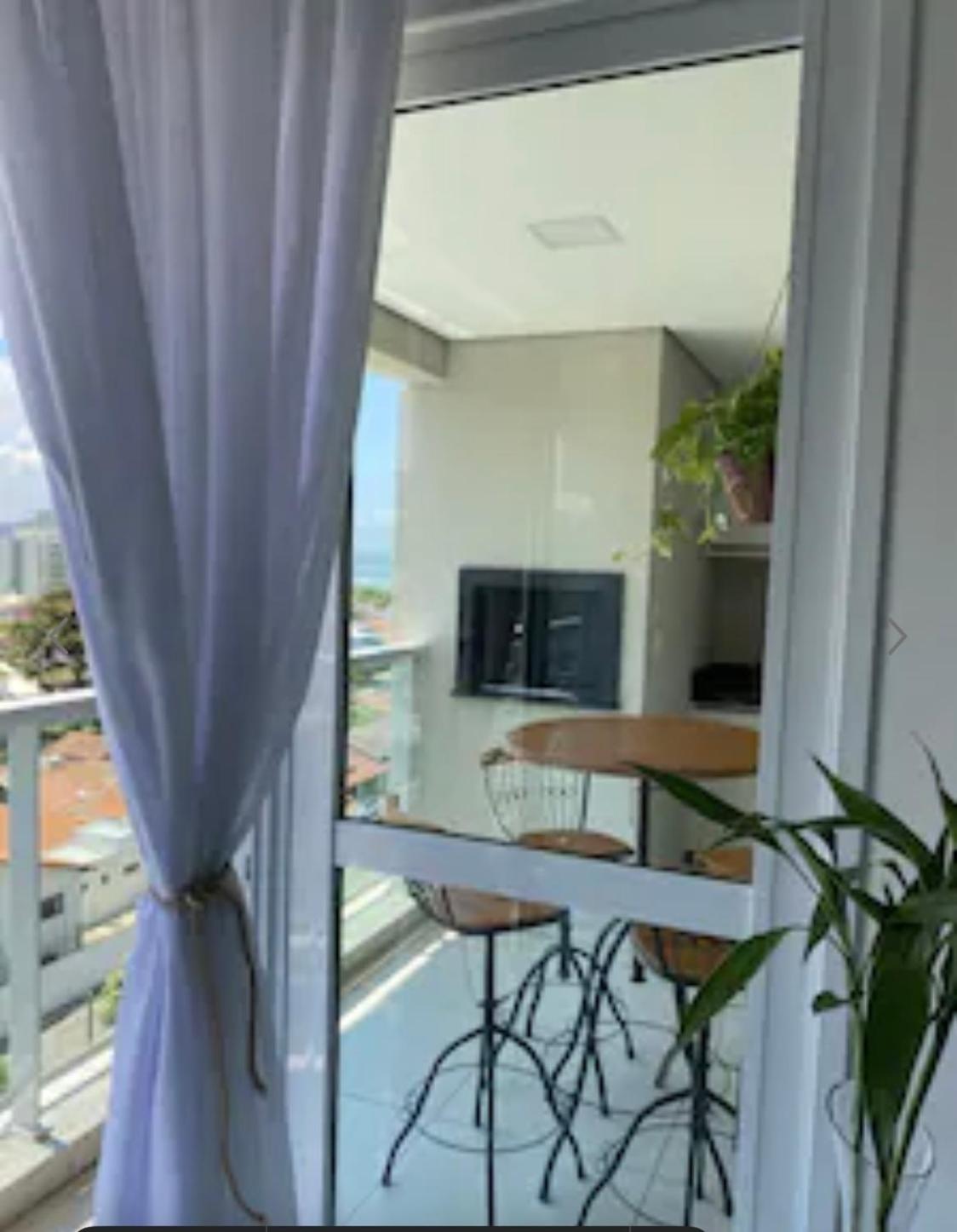 Apartment With Sea View photo 2