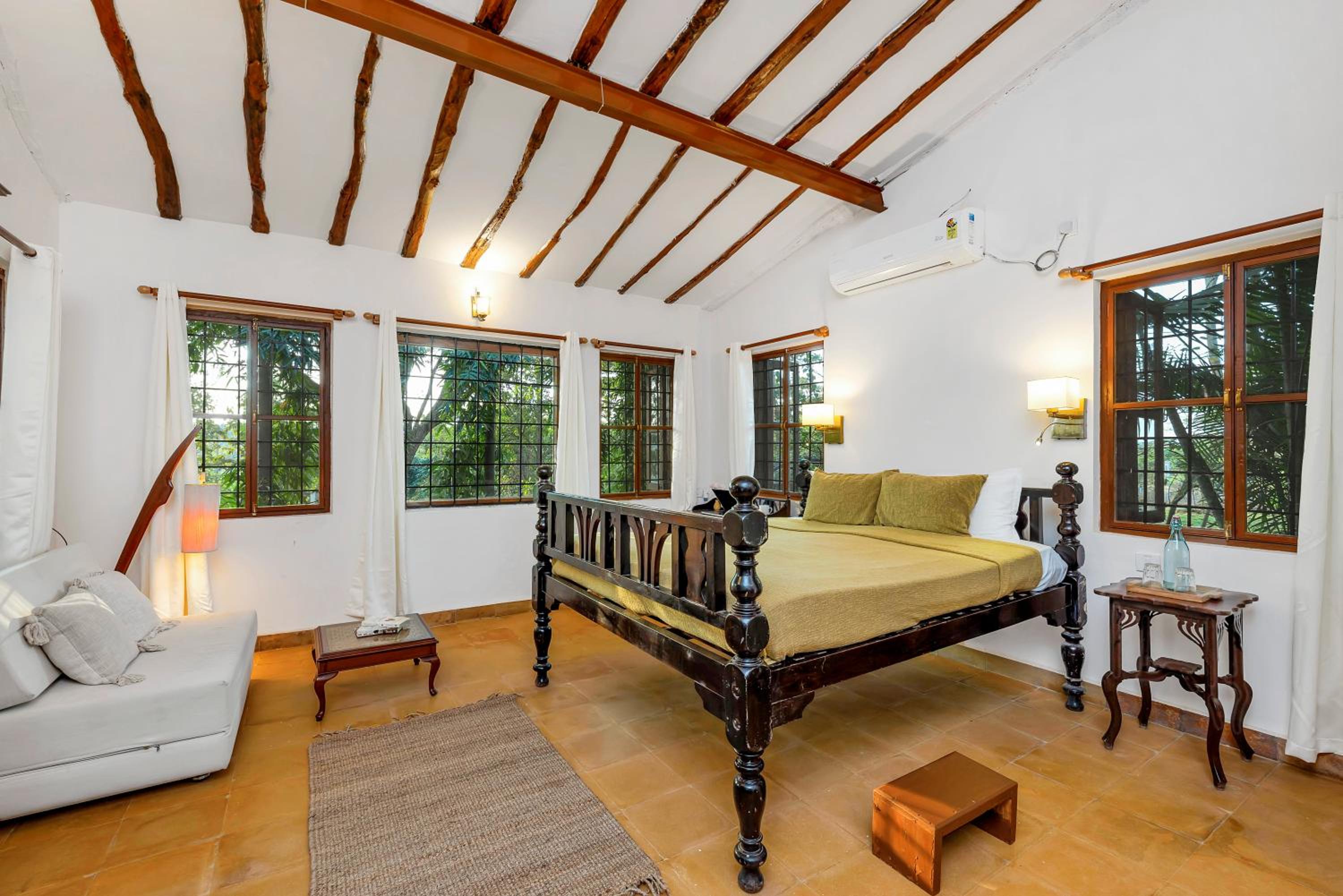 Three-Bedroom Villa photo 1