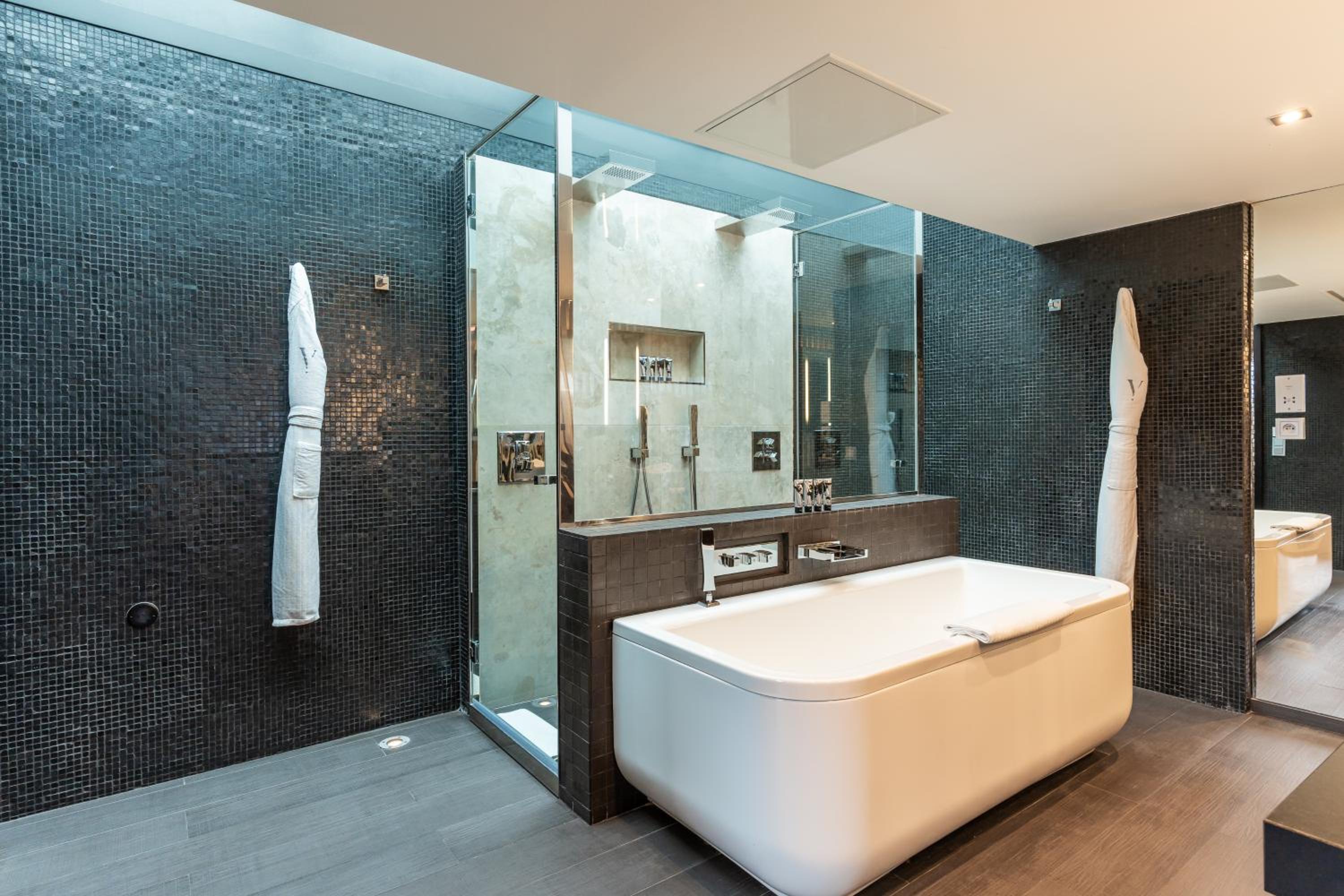 Panaromic Terrace Suite - Photo 4