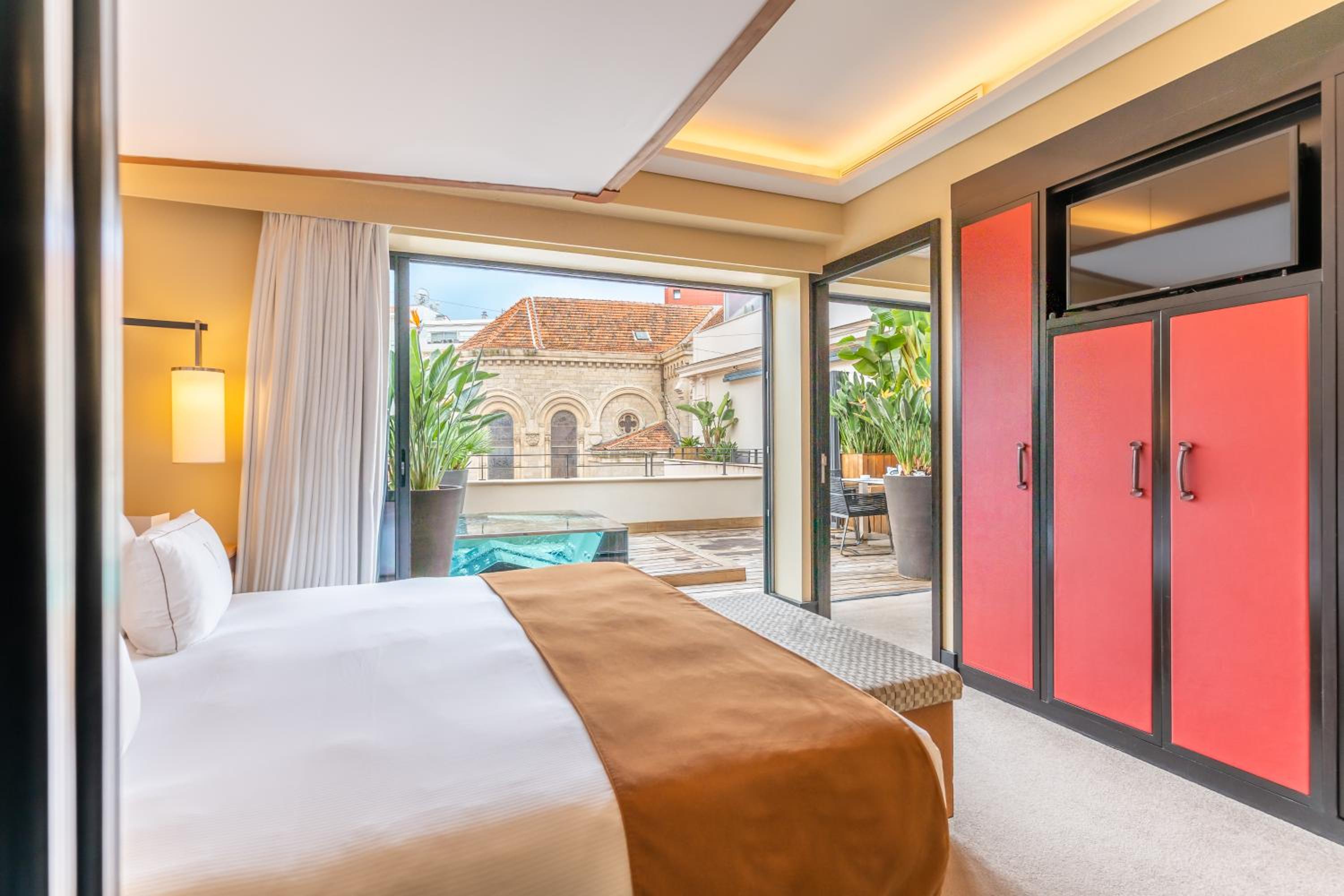 Suite with Private Terrace and Hot Tub - Photo 1