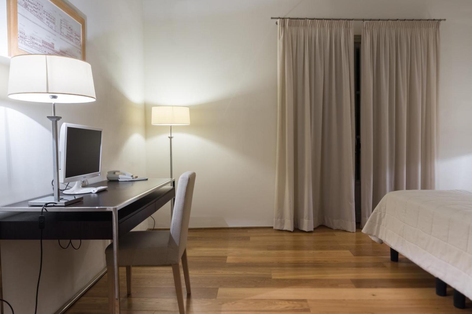 Triple Room - Photo 29