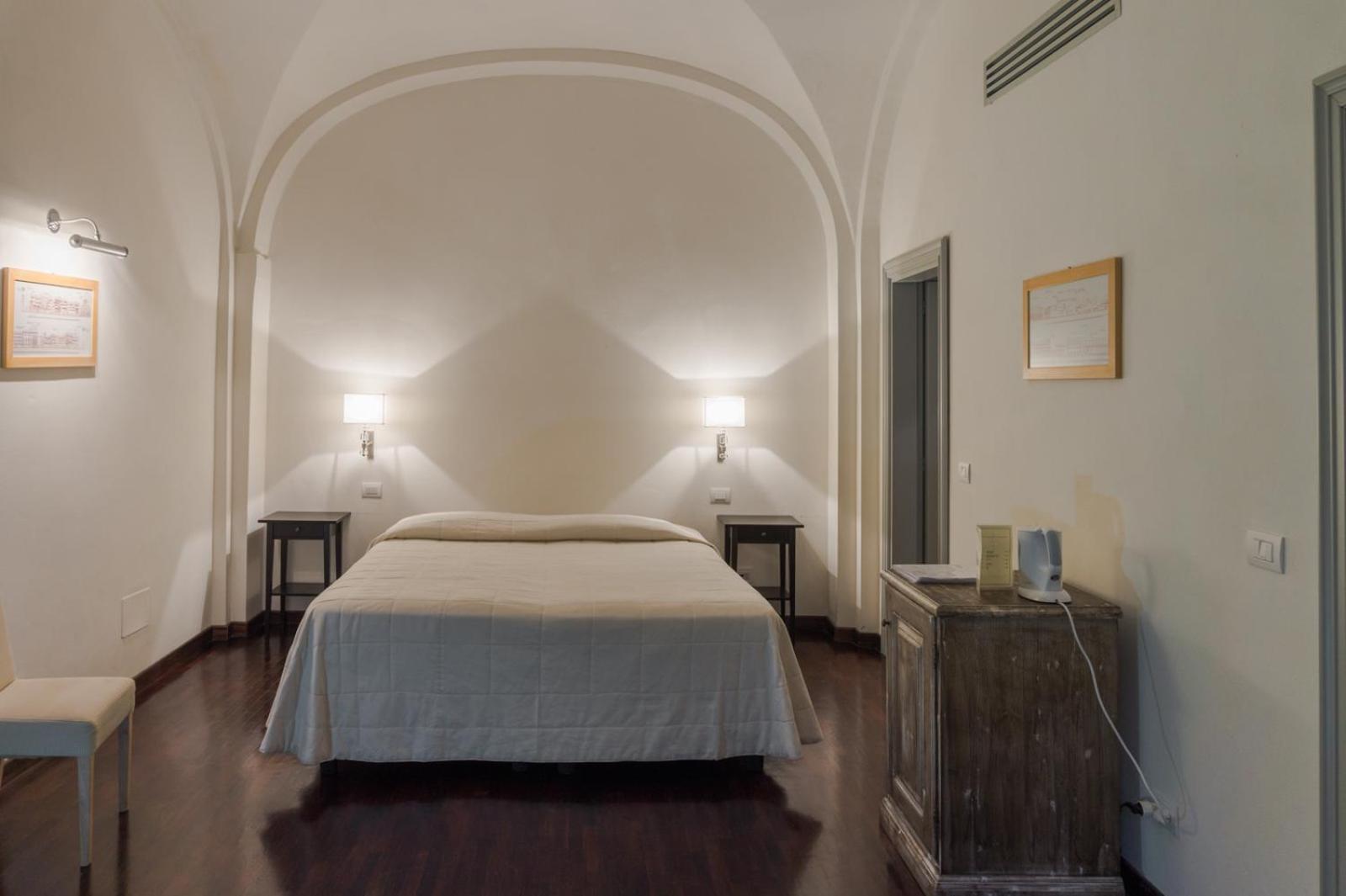 Triple Room - Photo 30