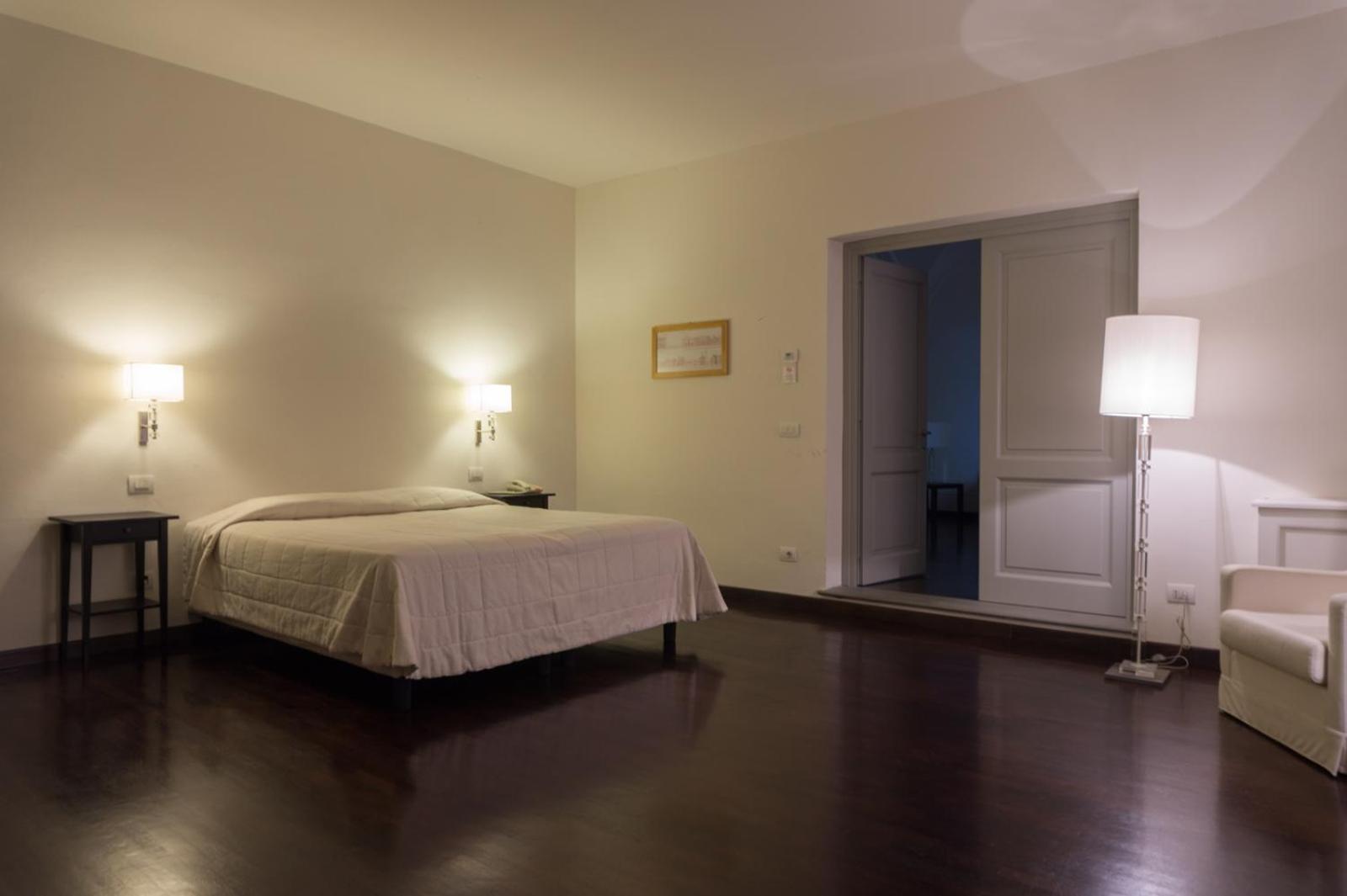 Triple Room - Photo 1