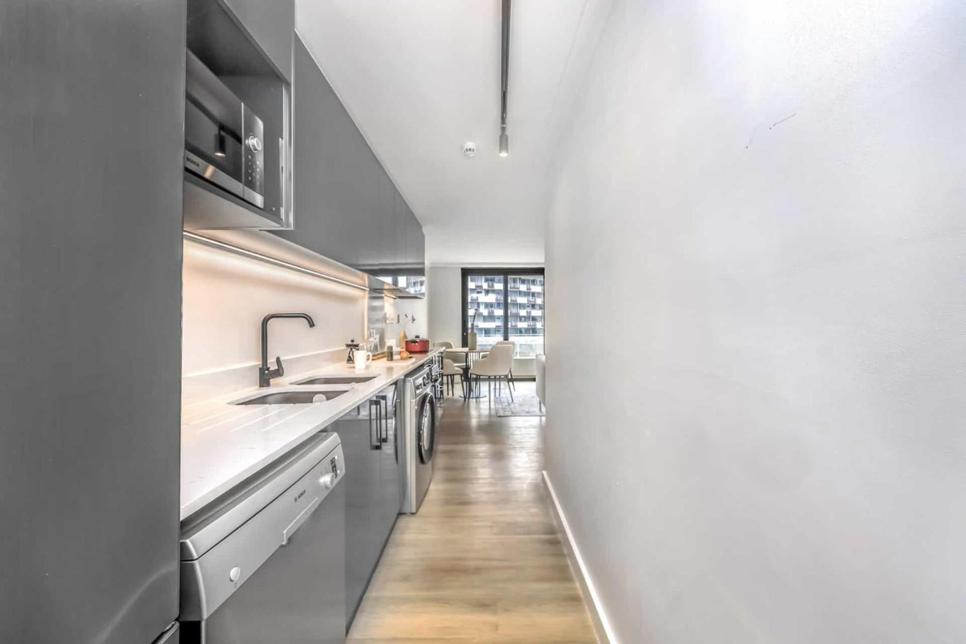 Two-Bedroom Apartment - Photo 8