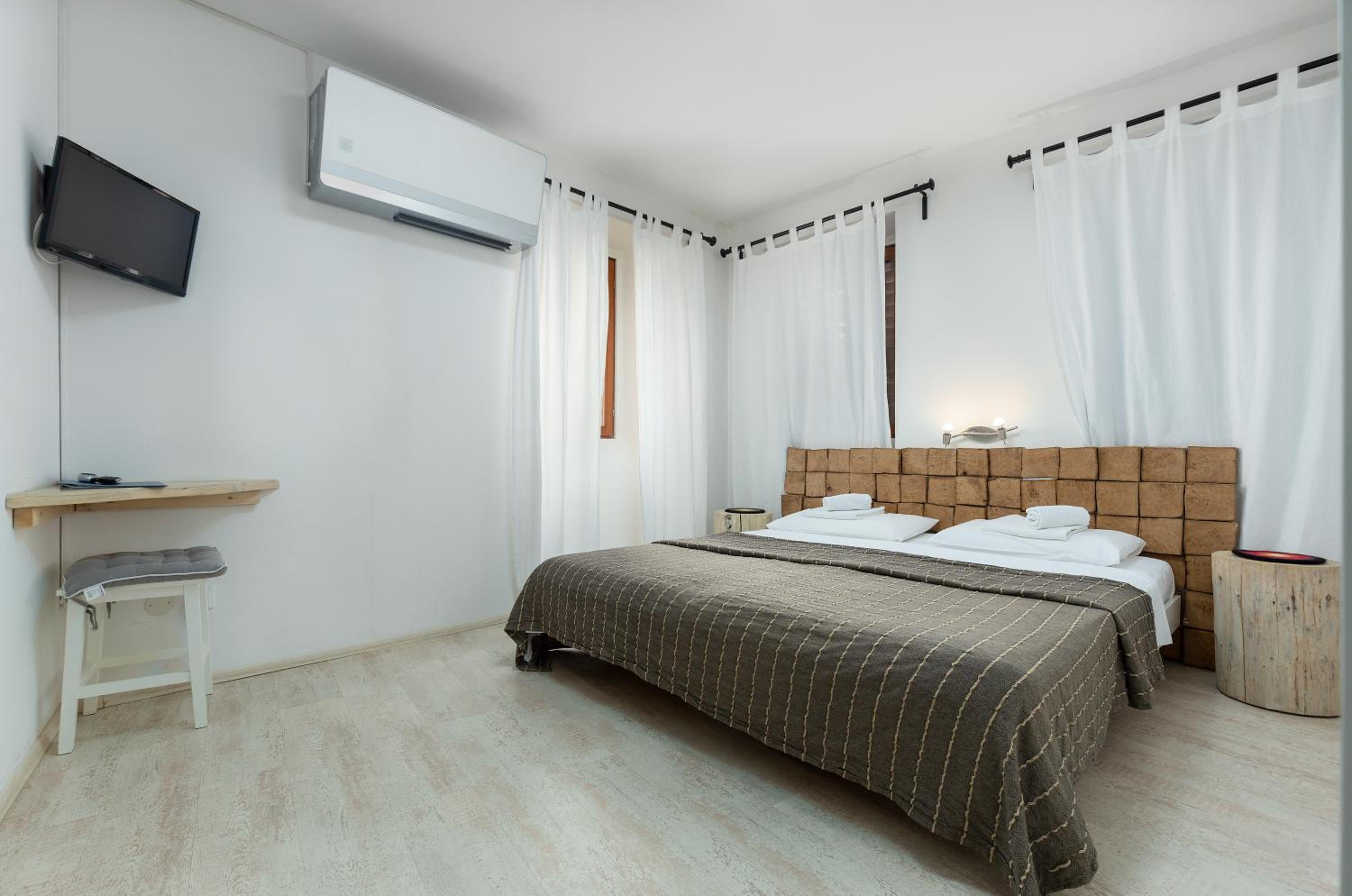 Double or Twin Room photo 1