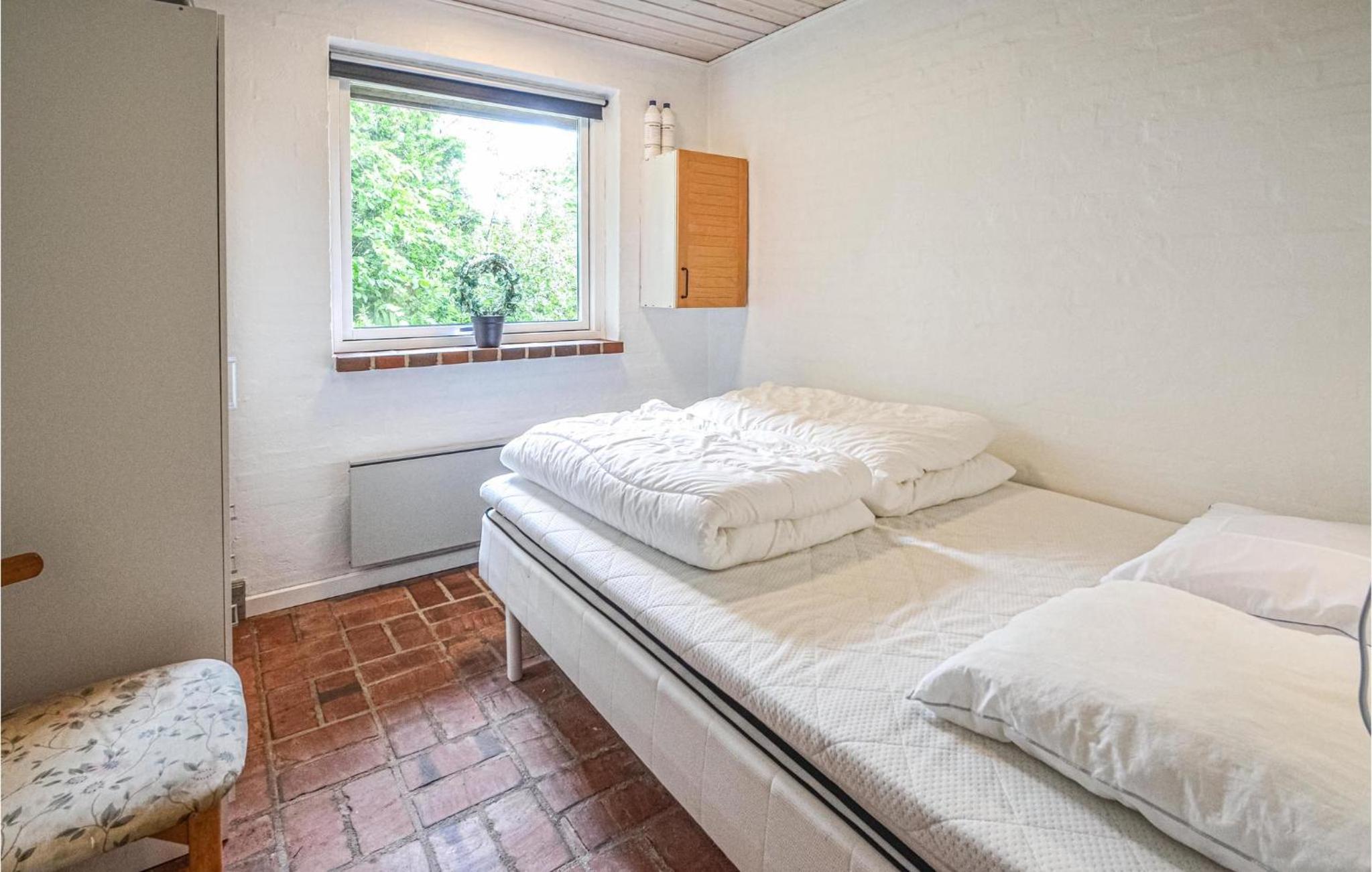 Three-Bedroom Vacation Home  photo 1