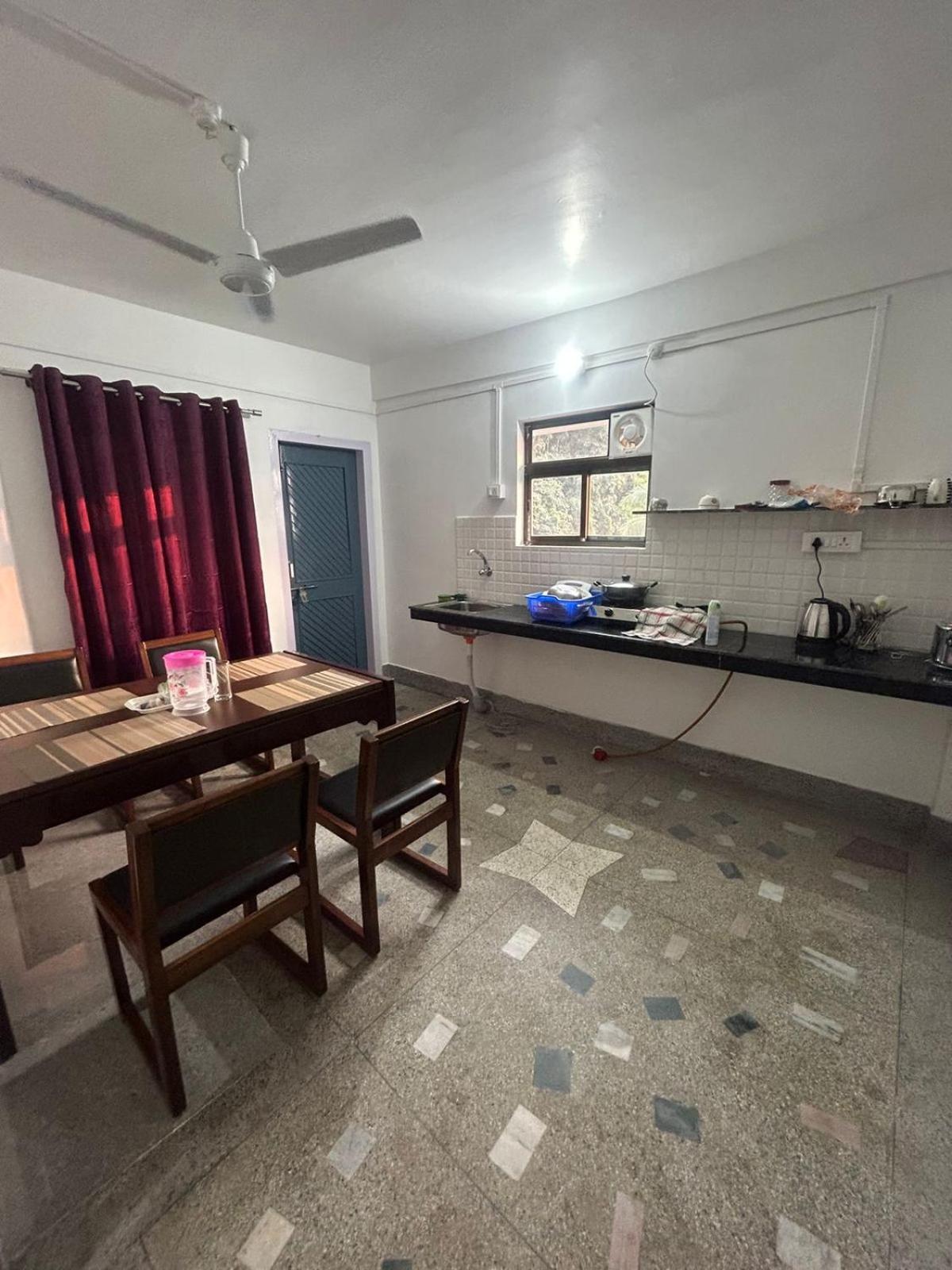Double Room with Balcony photo 2