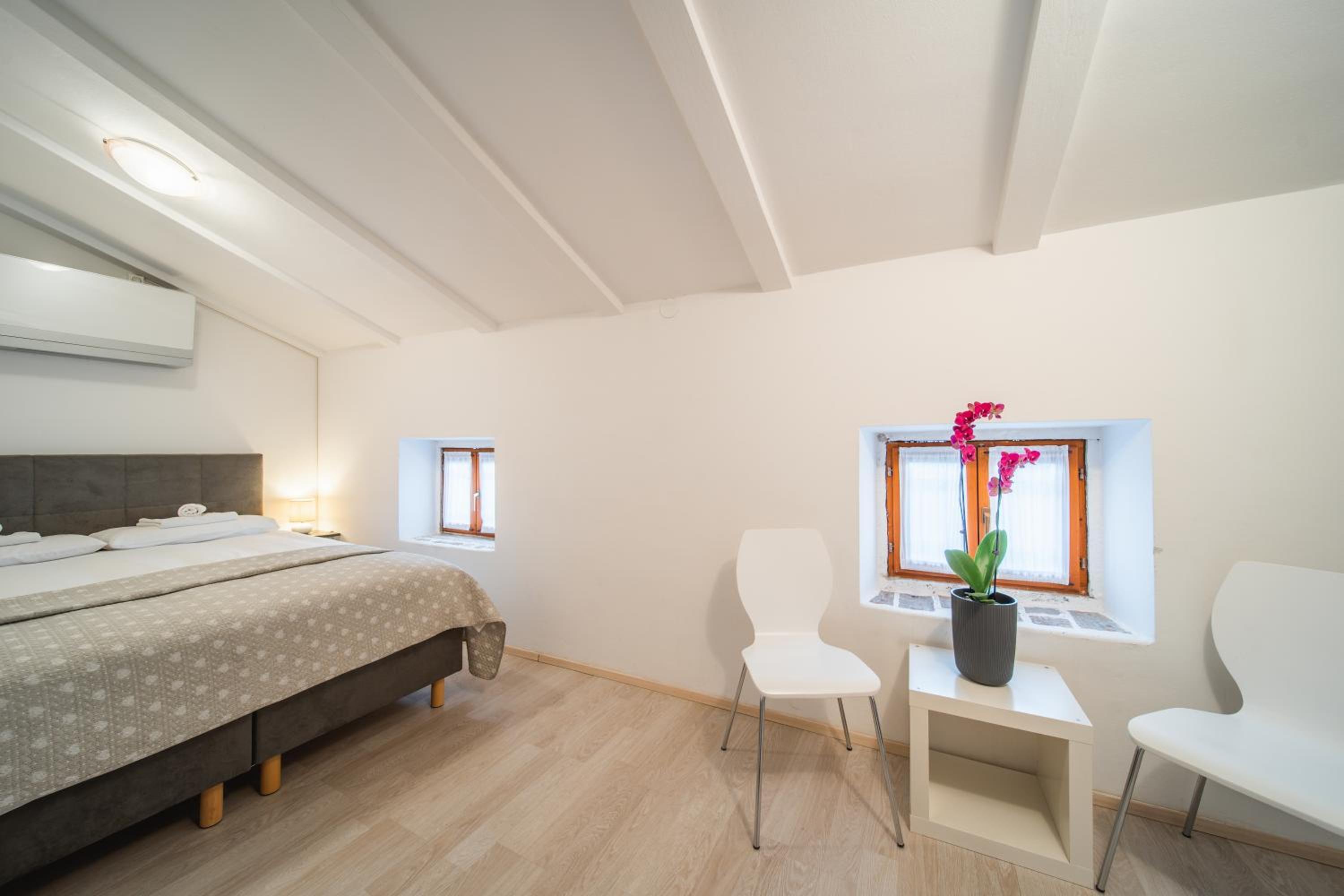 Double or Twin Room with Panoramic View - Top Floor photo 1