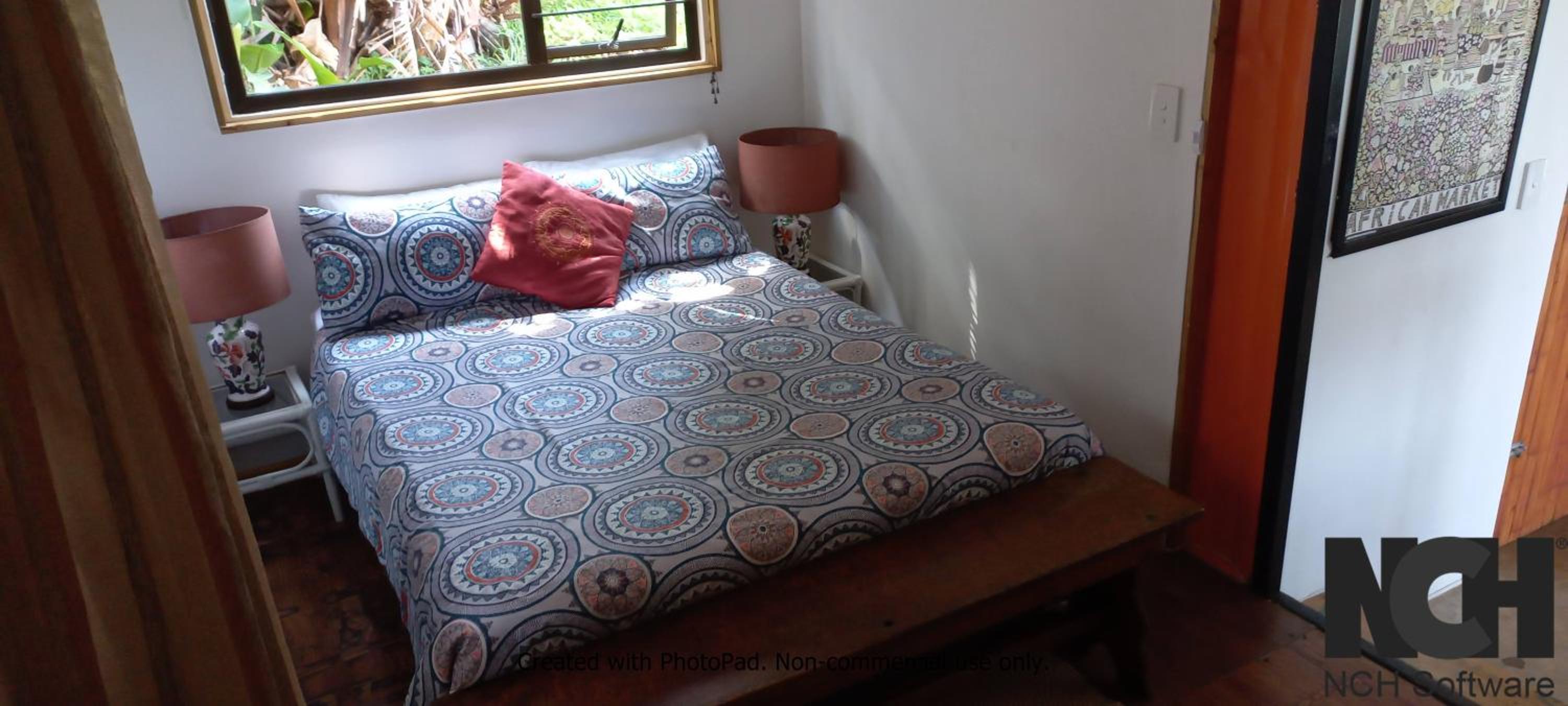 Two-Bedroom House - Photo 31