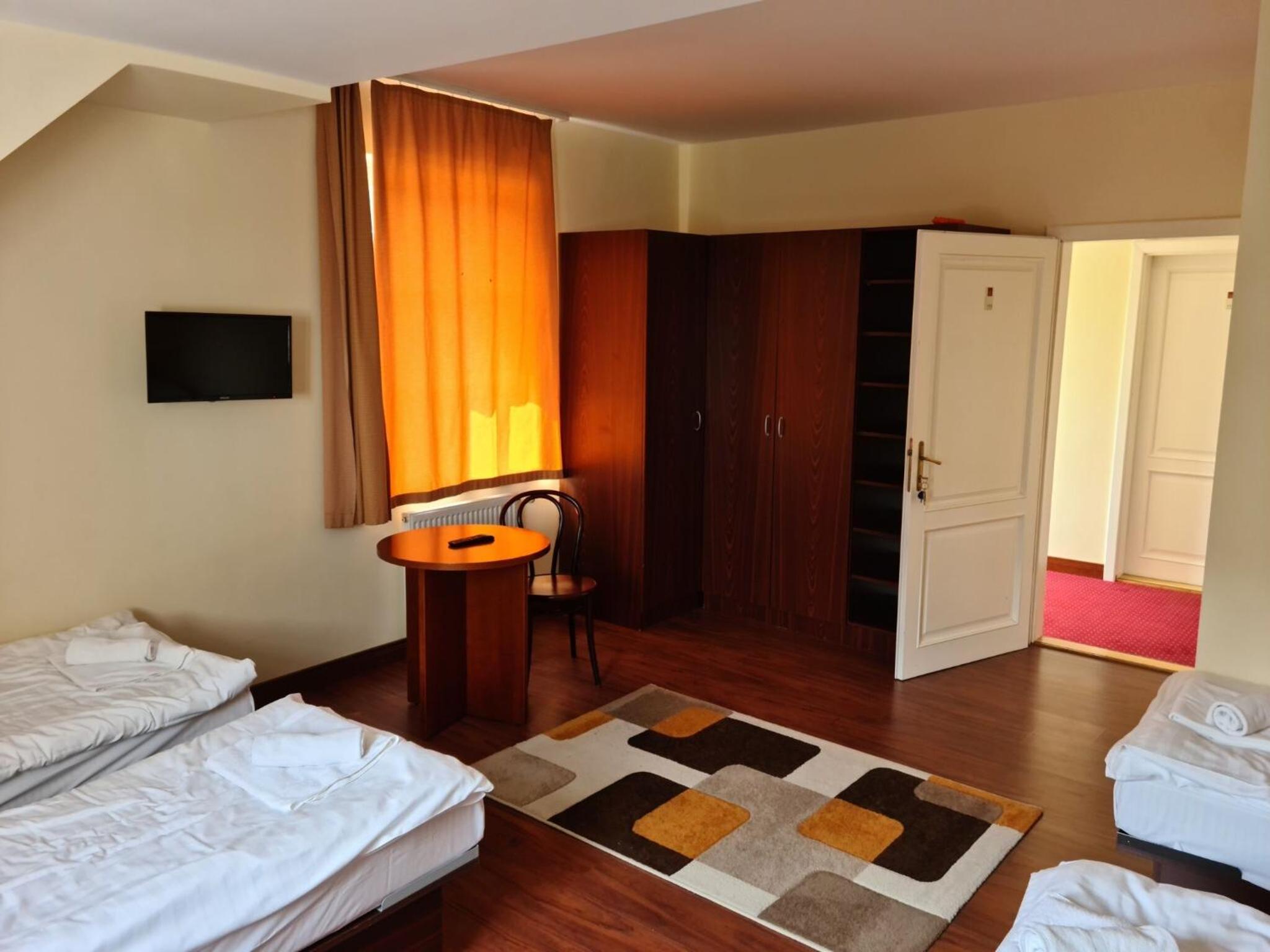 Basic Triple Room - Photo 4