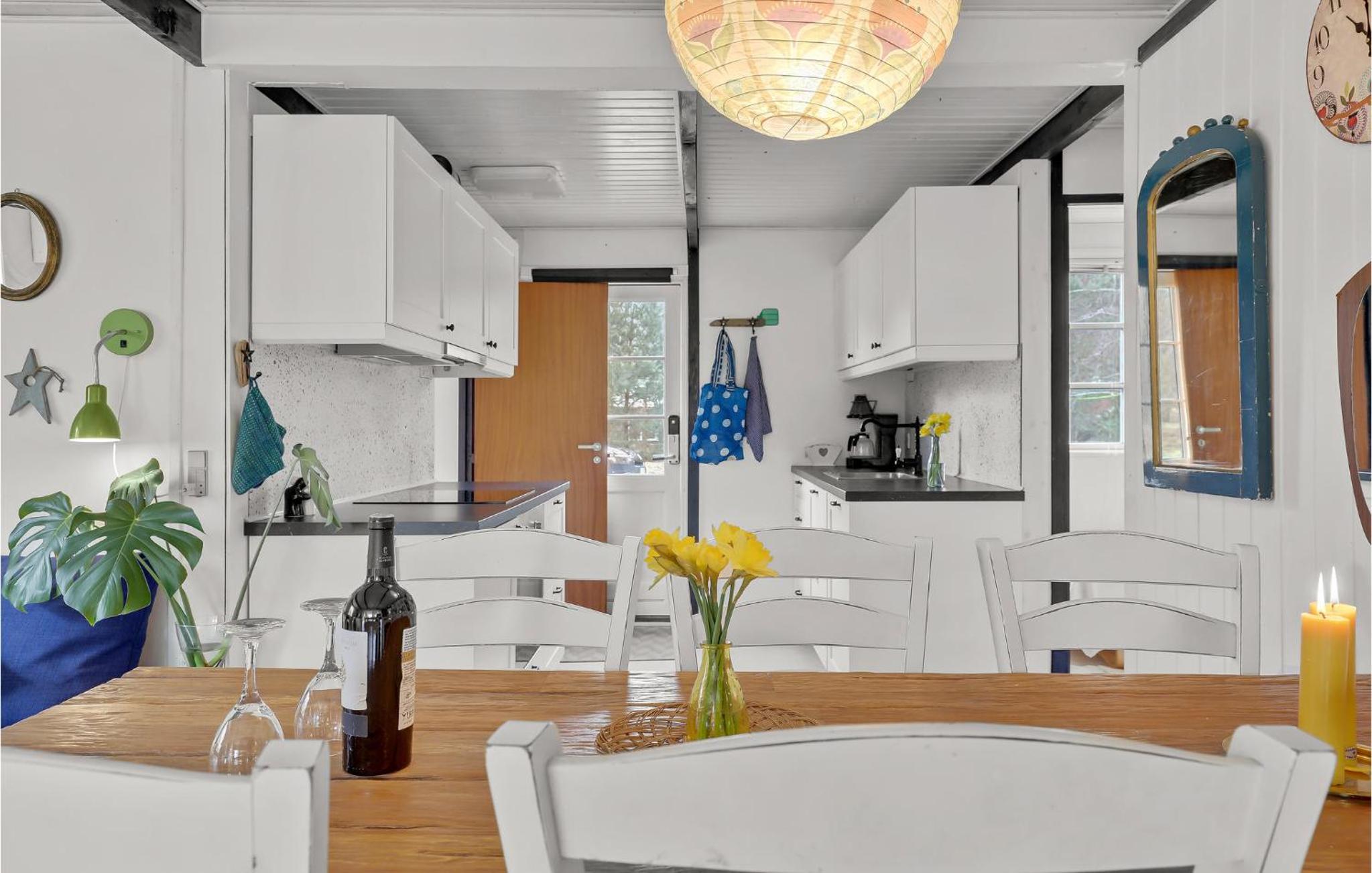 Three-Bedroom Holiday Home  photo 2