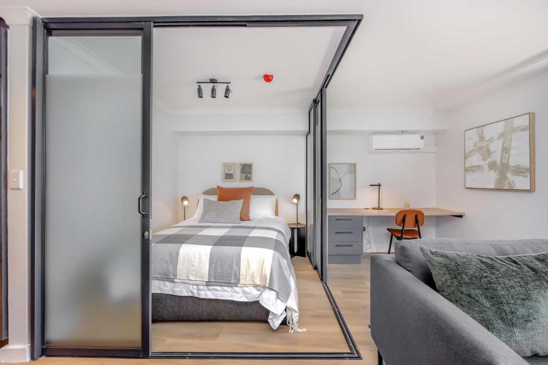 Standard One Bedroom Apartment - Photo 8
