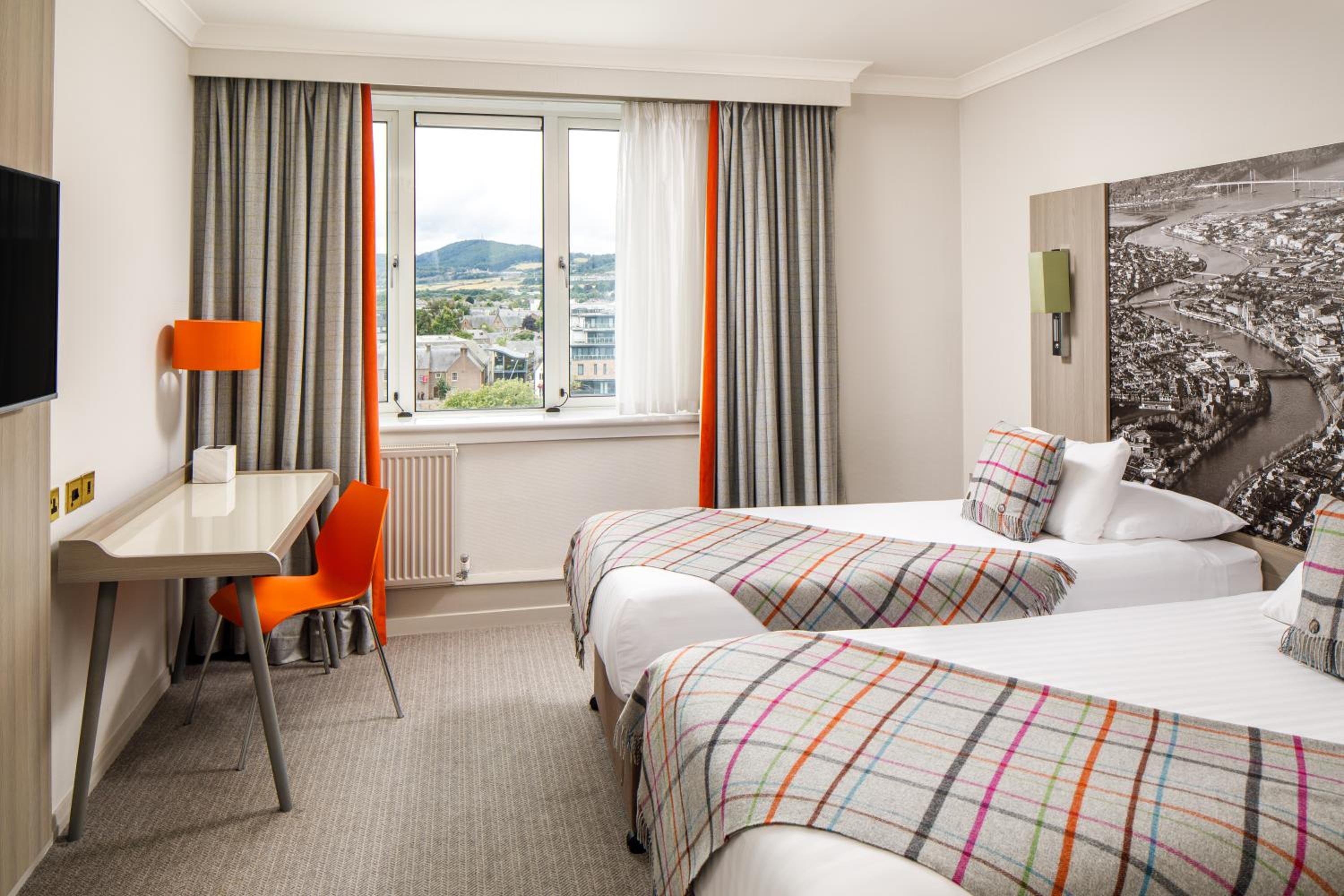 Classic Twin Room - Photo 2