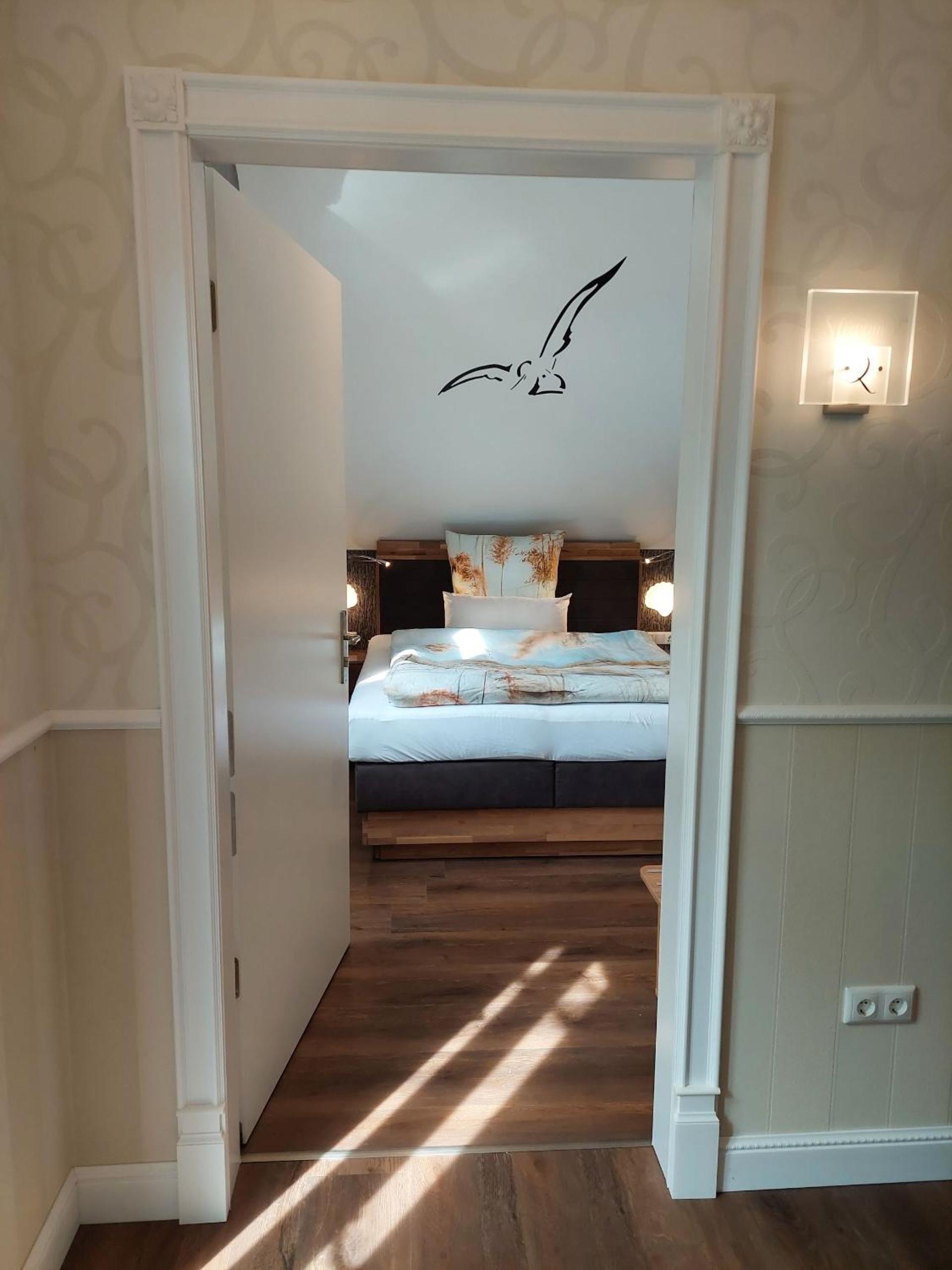 Double Room with Private Bathroom photo 1