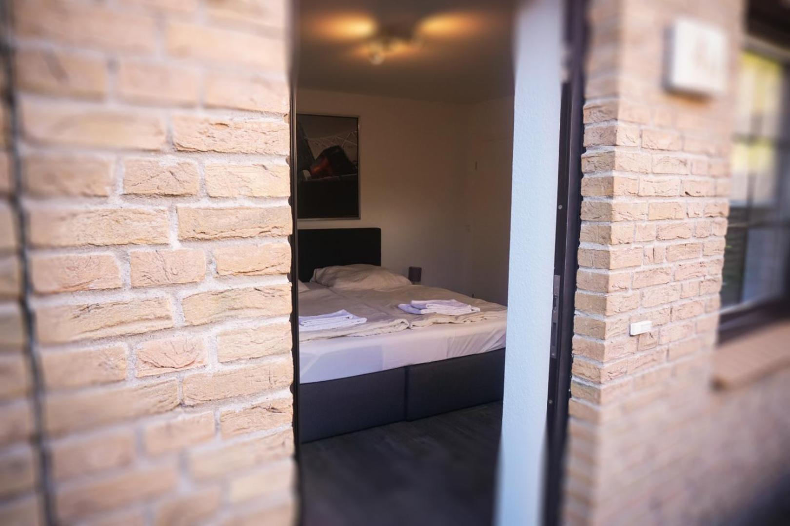 Budget Double Room photo 2