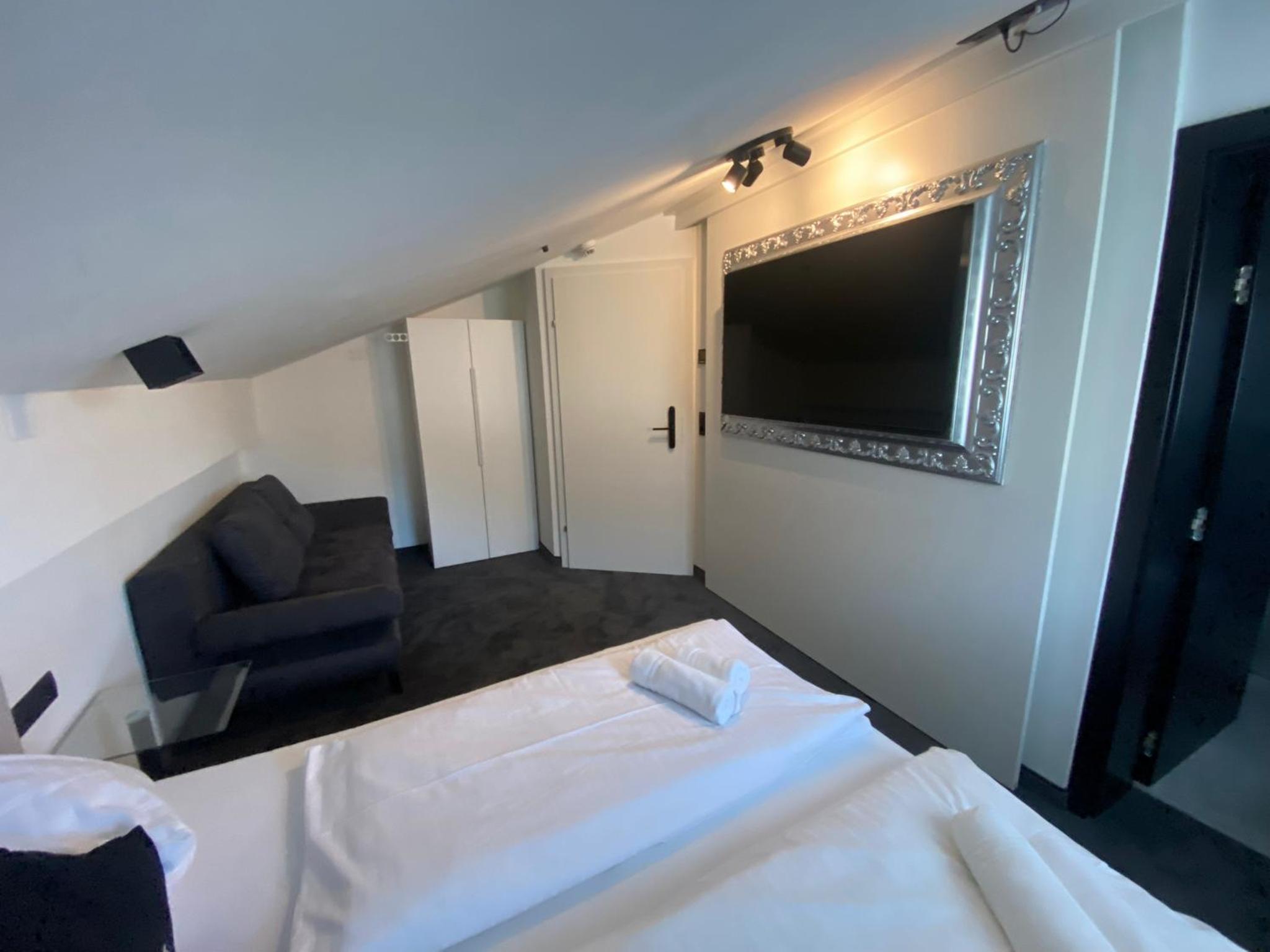 Double Room photo 2