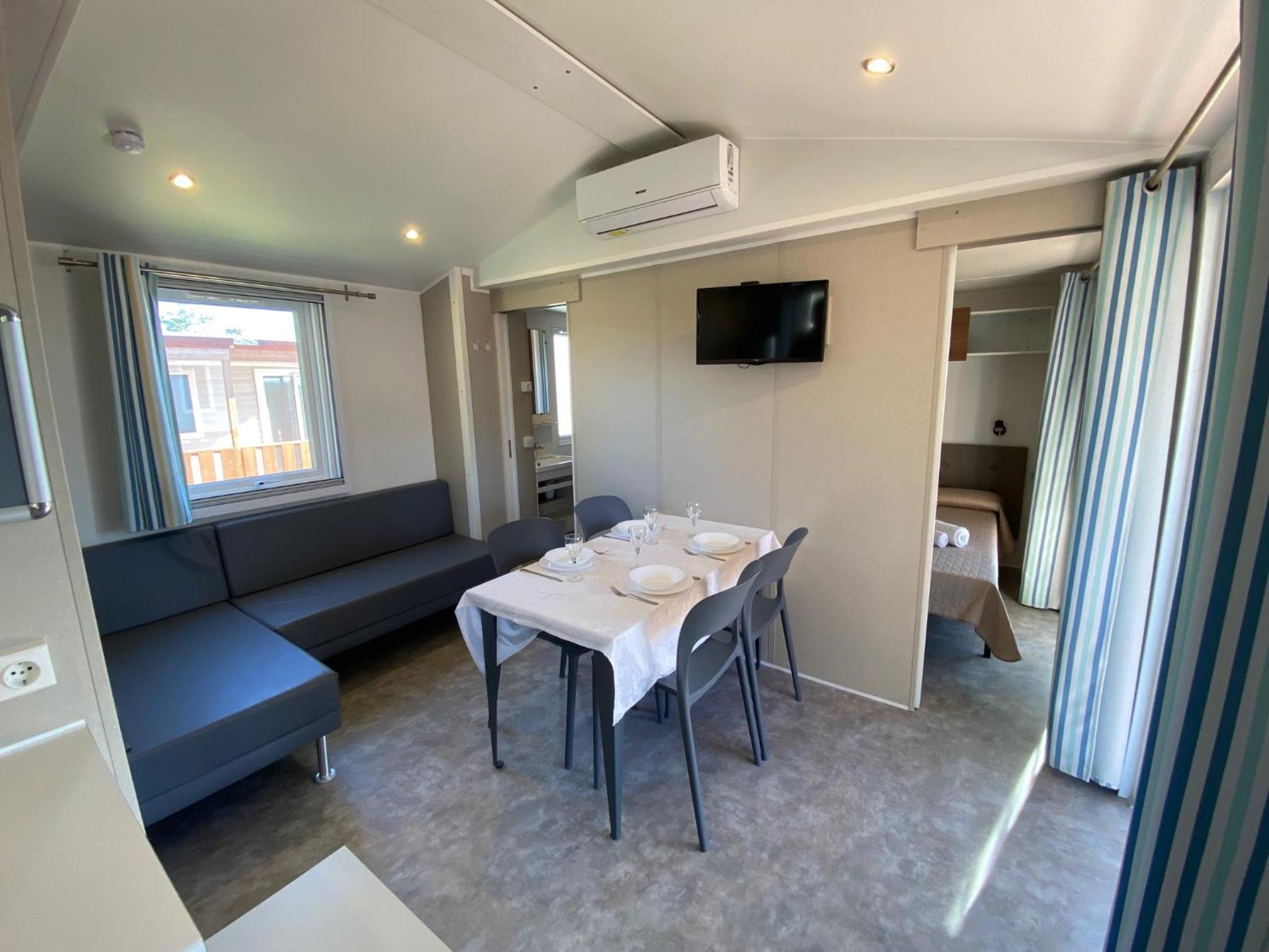 Mobile Home Deluxe 2 Bedrooms photo 1