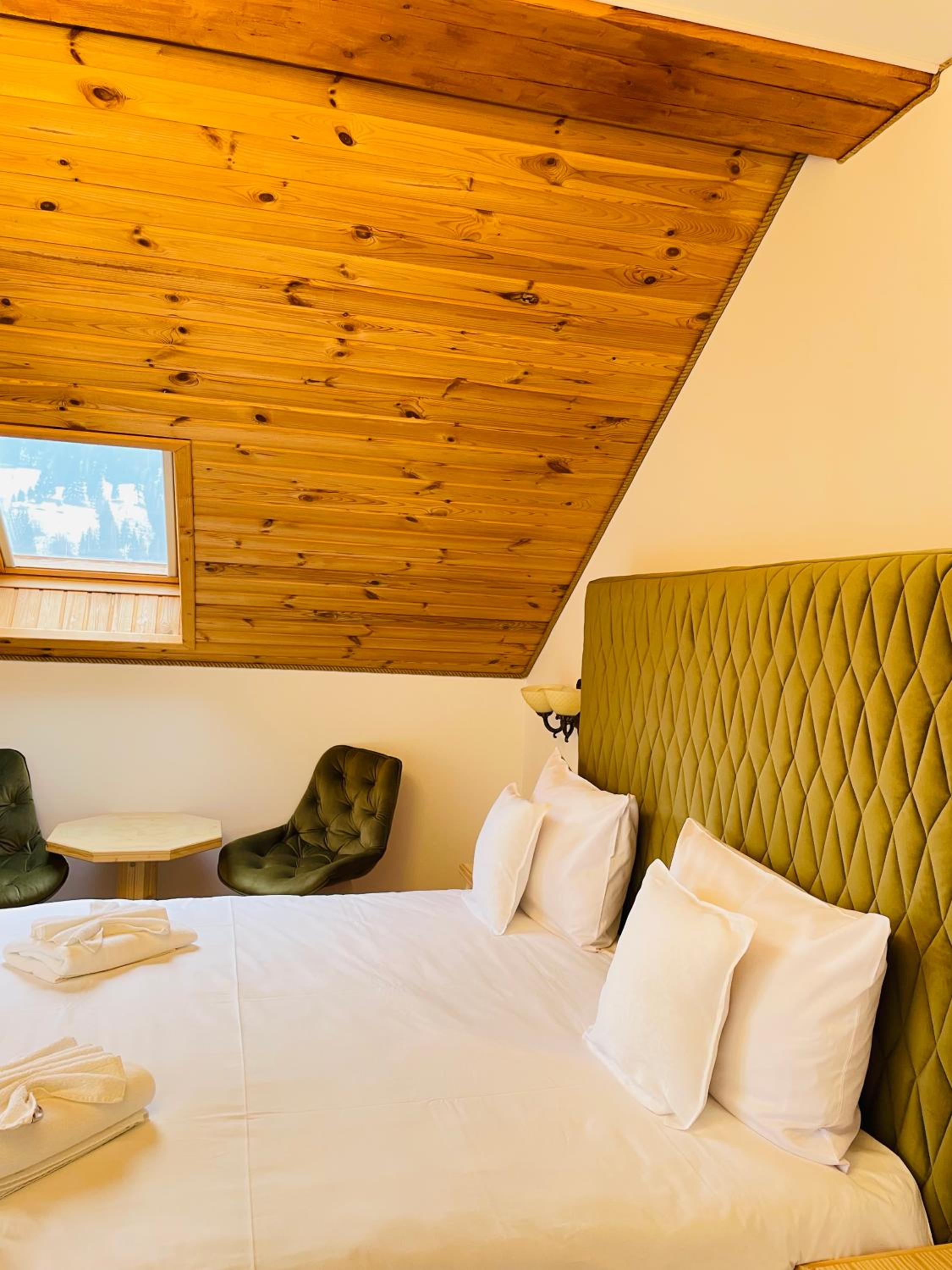 Double Room With Mountain View