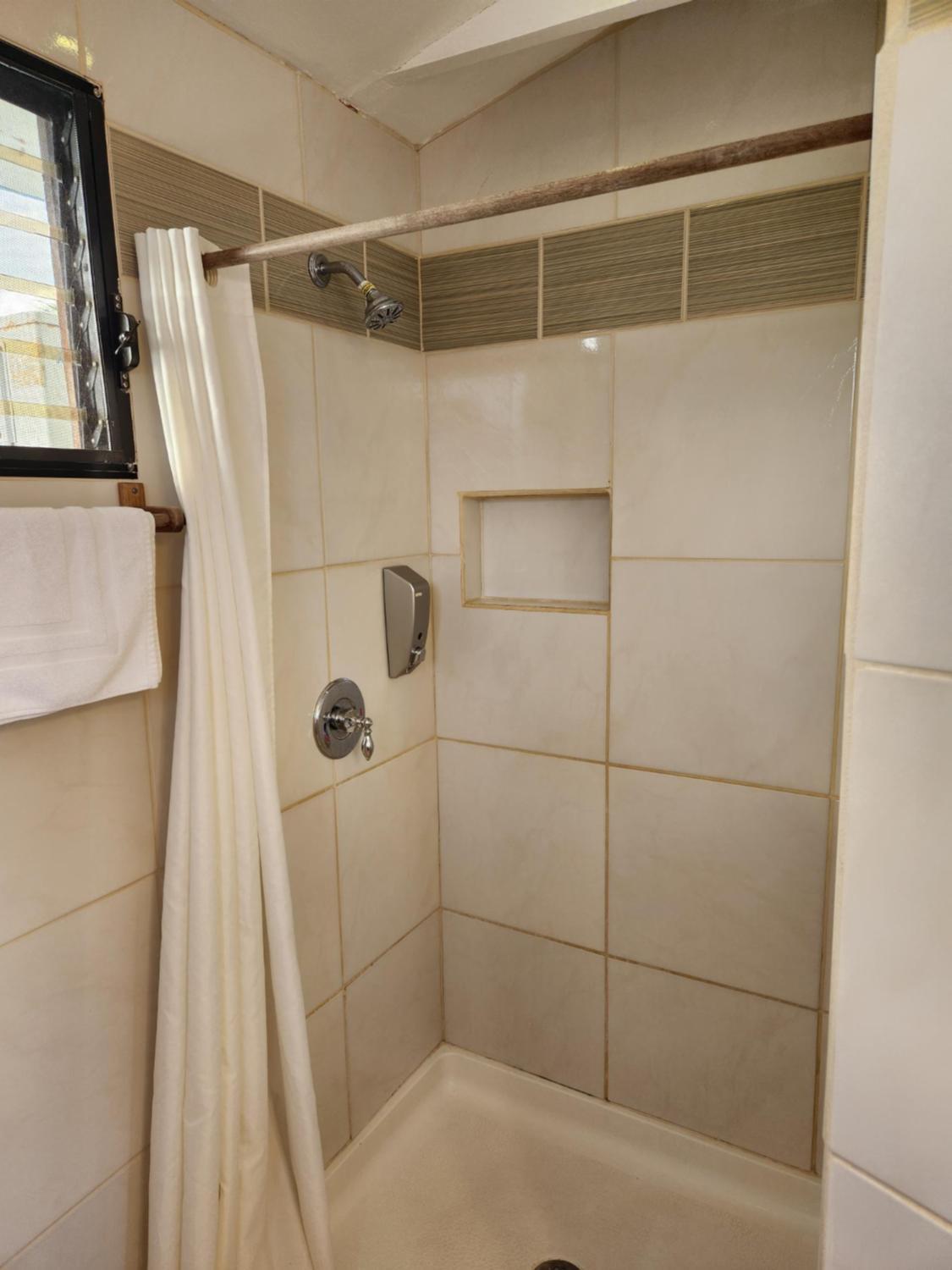 3 Bedroom Apartment with Ocean View