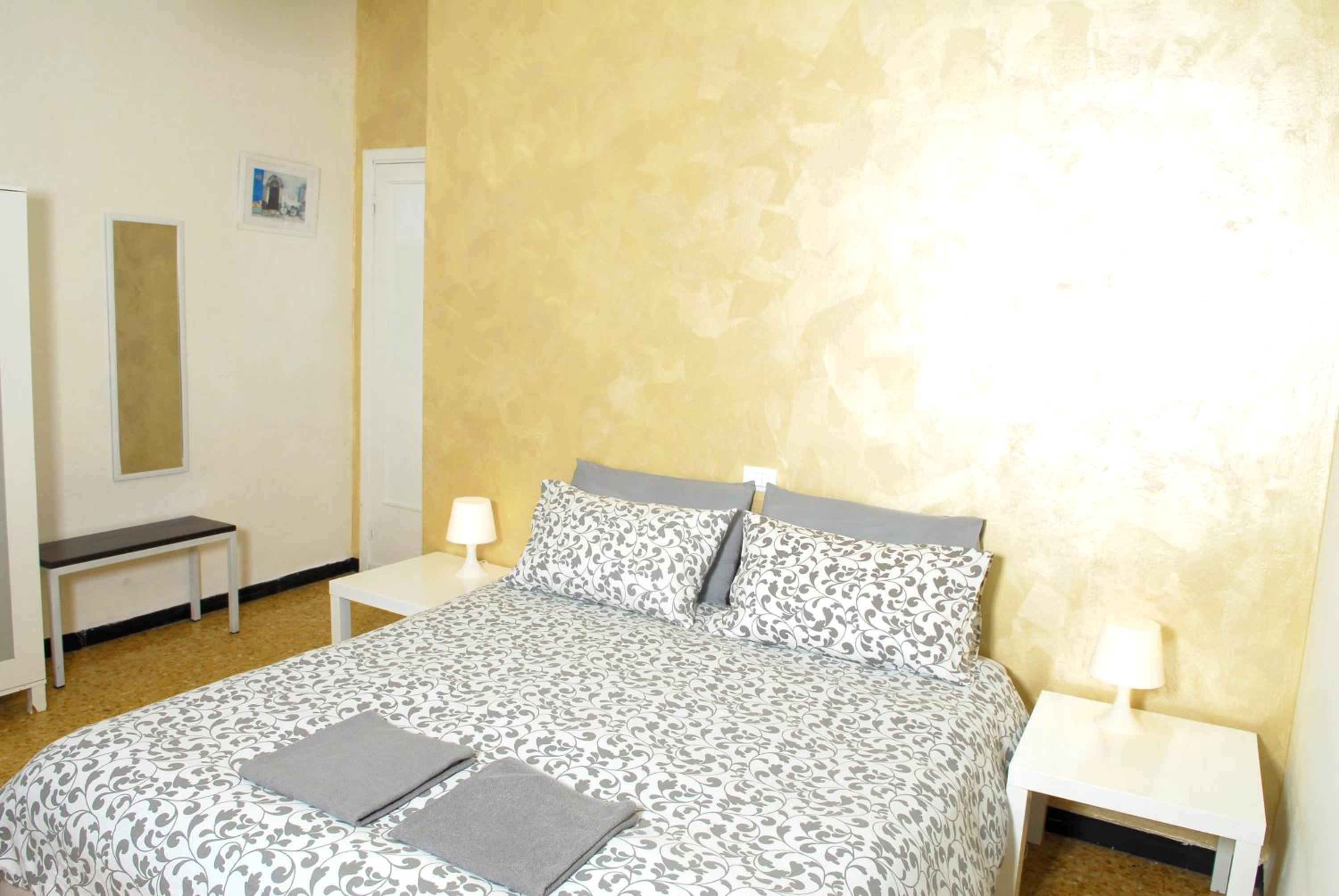 Triple Room with Shared Bathroom photo 1