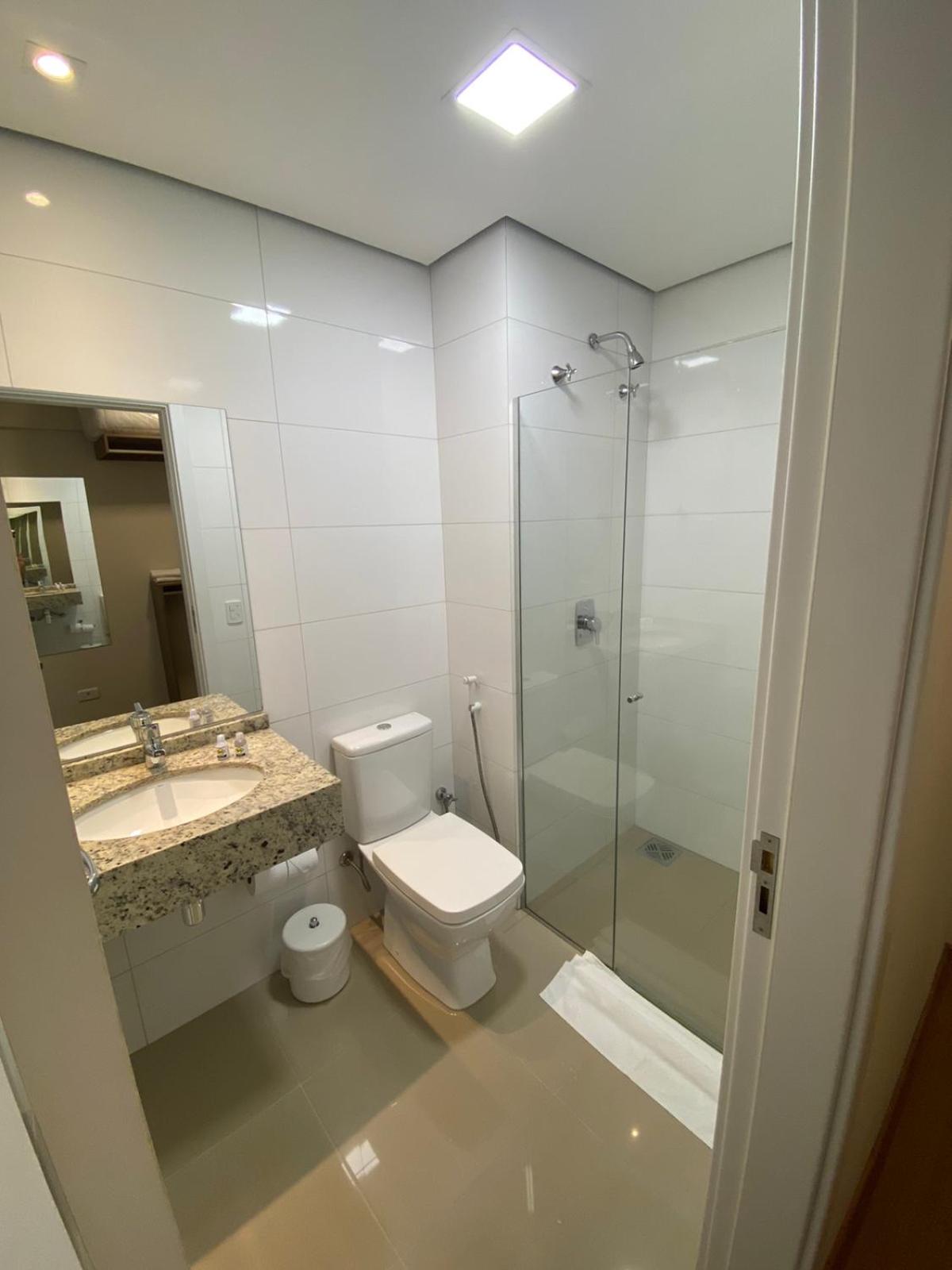 Family Room with Bathroom photo 2