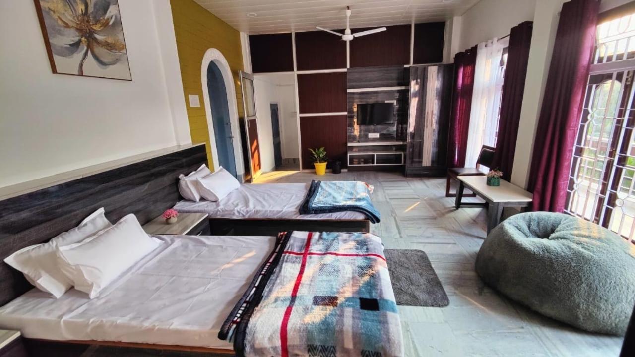 Double Room with Balcony photo 1