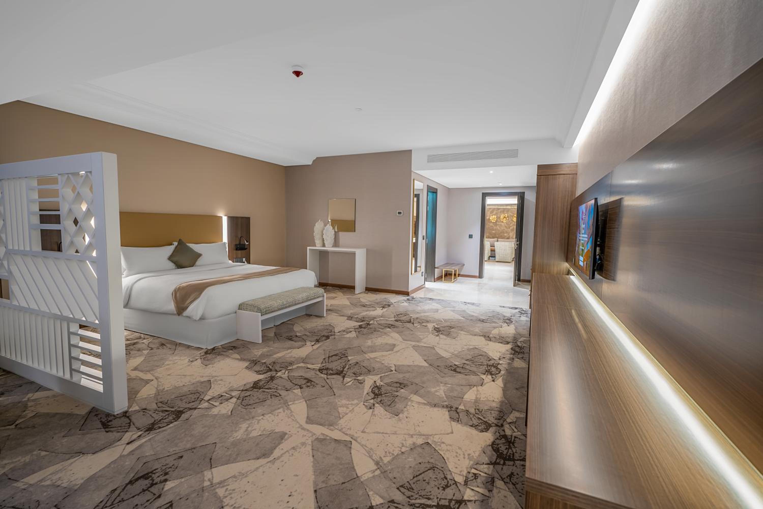 Deluxe Suite photo 1