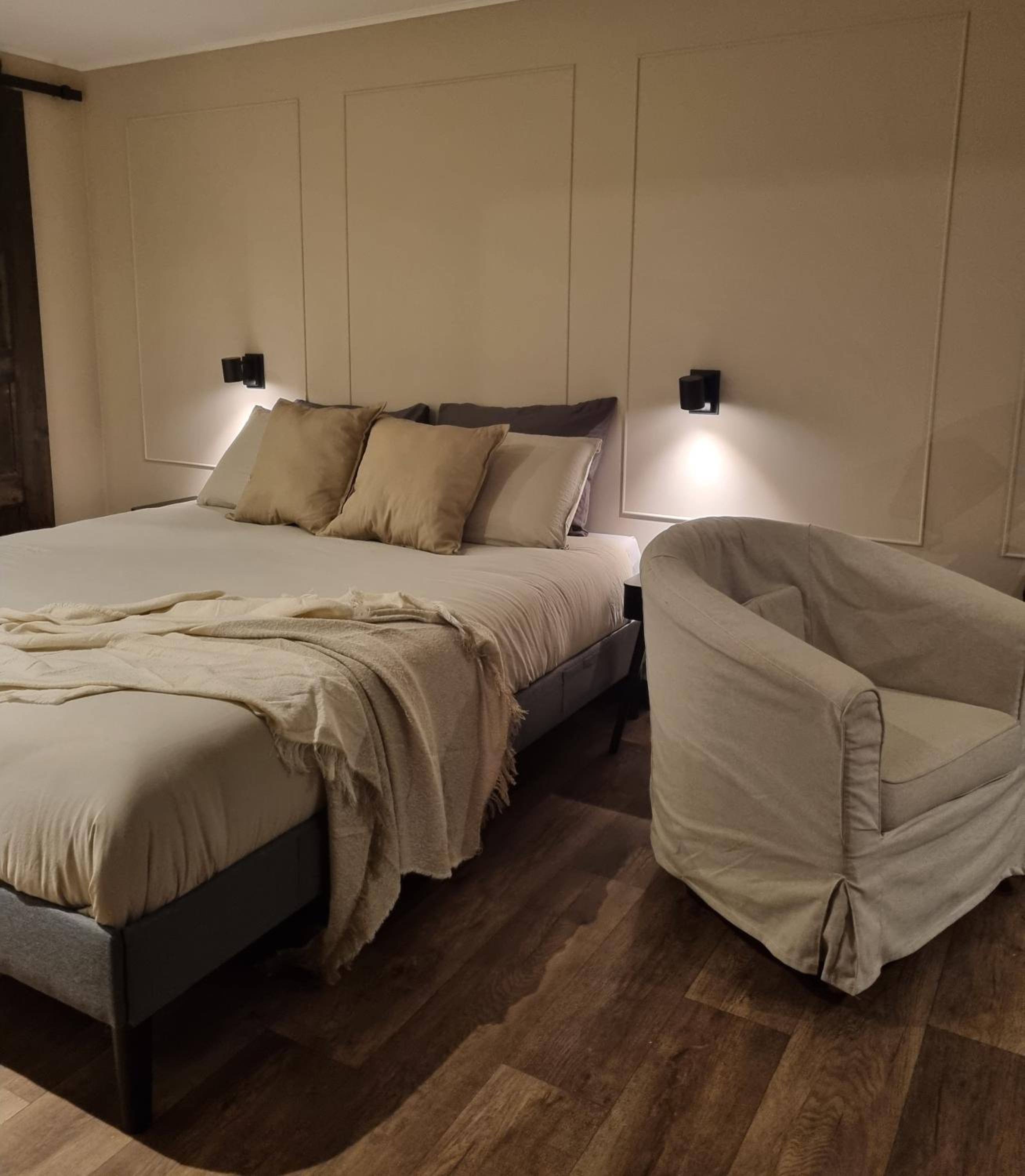 Double Room with Private Bathroom photo 1