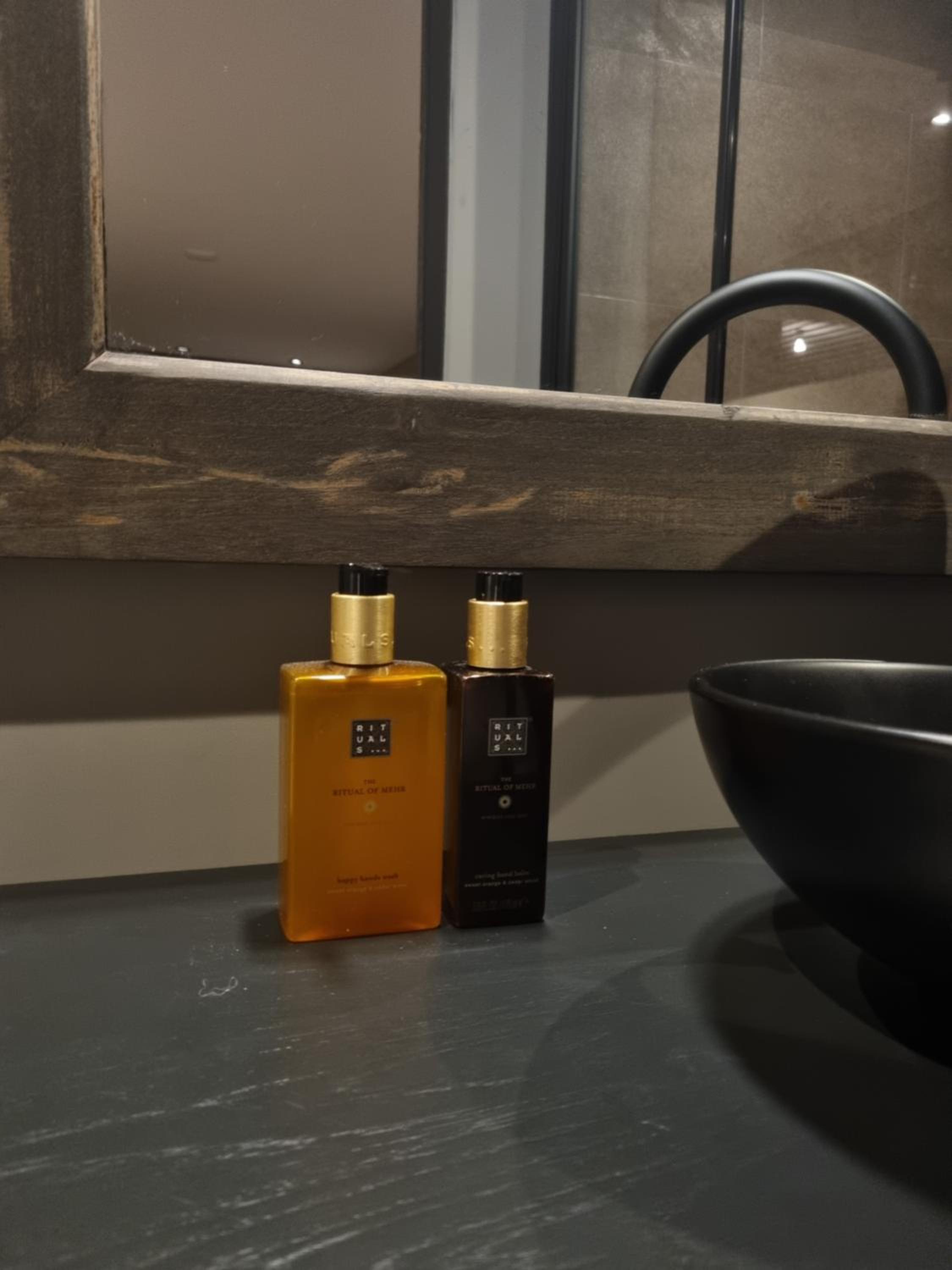 Double Room with Private Bathroom photo 3