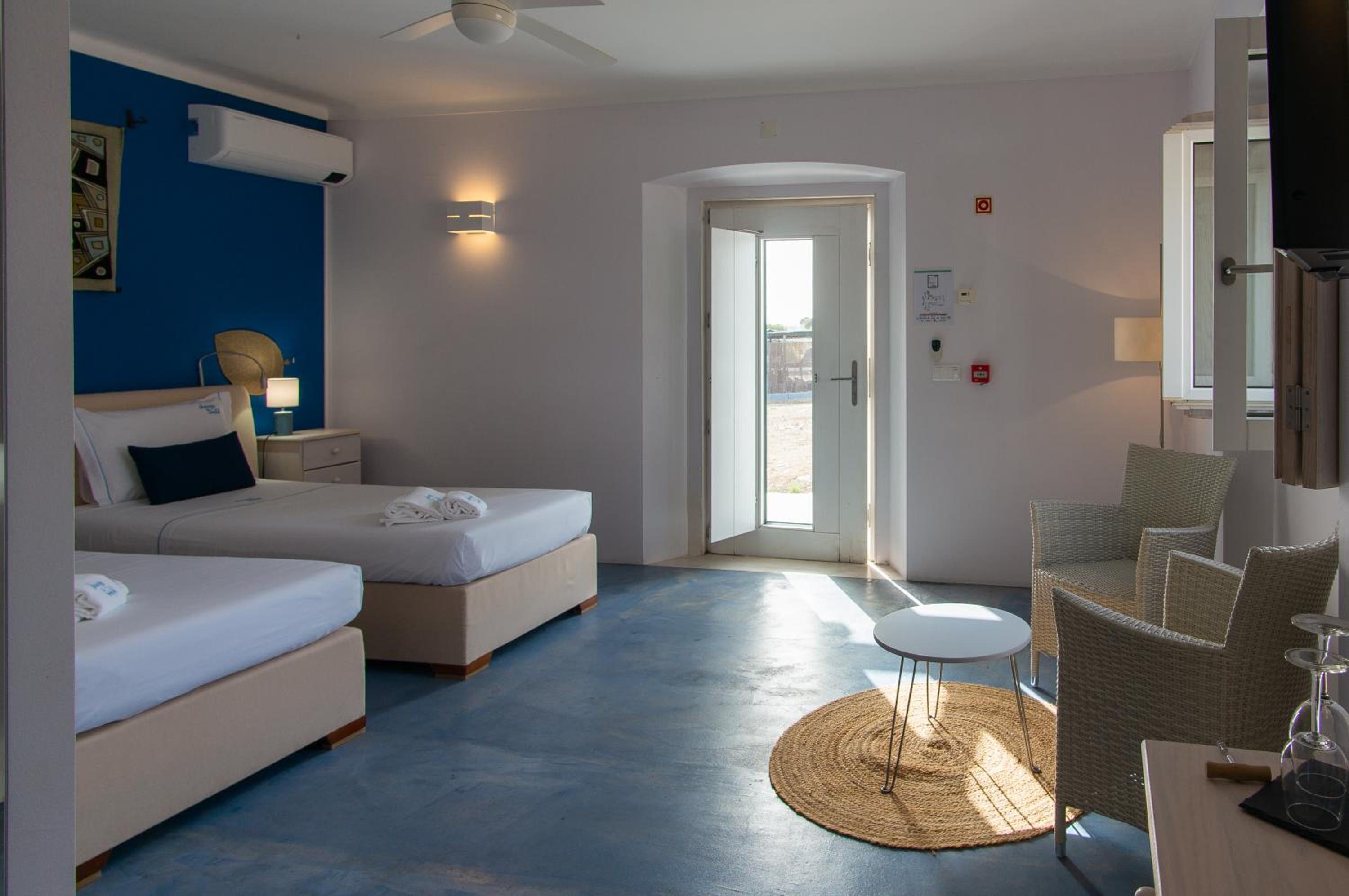 Superior Twin Room photo 2