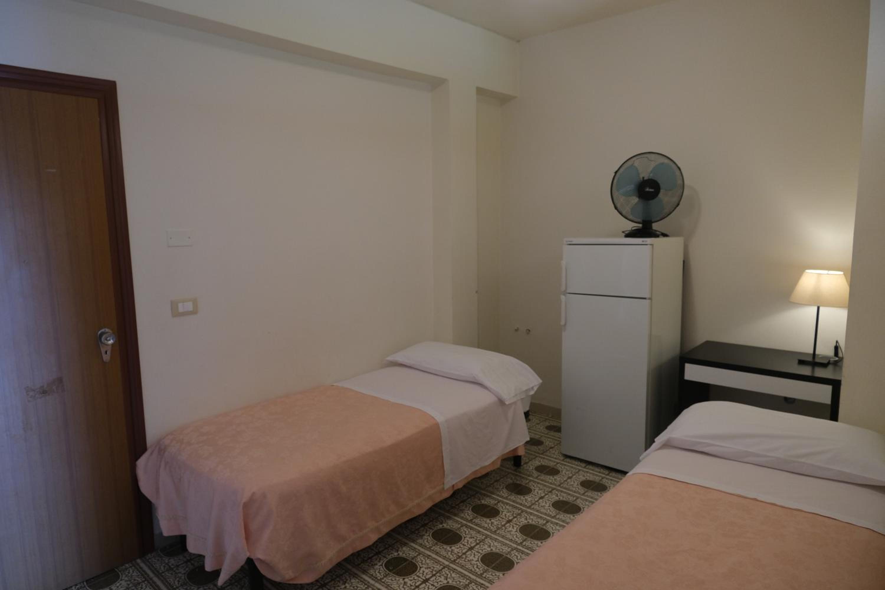 Comfort Triple Room With Balcony photo 3