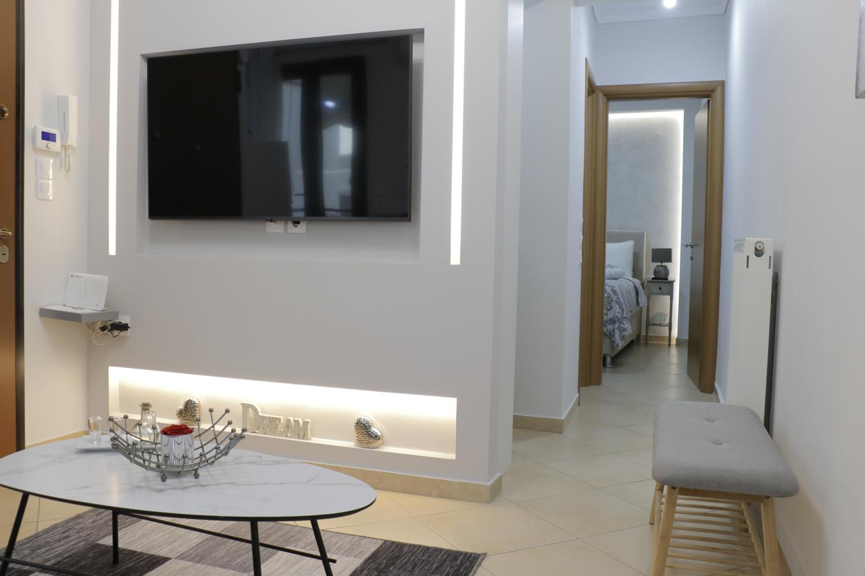 Standard Apartment - Photo 2