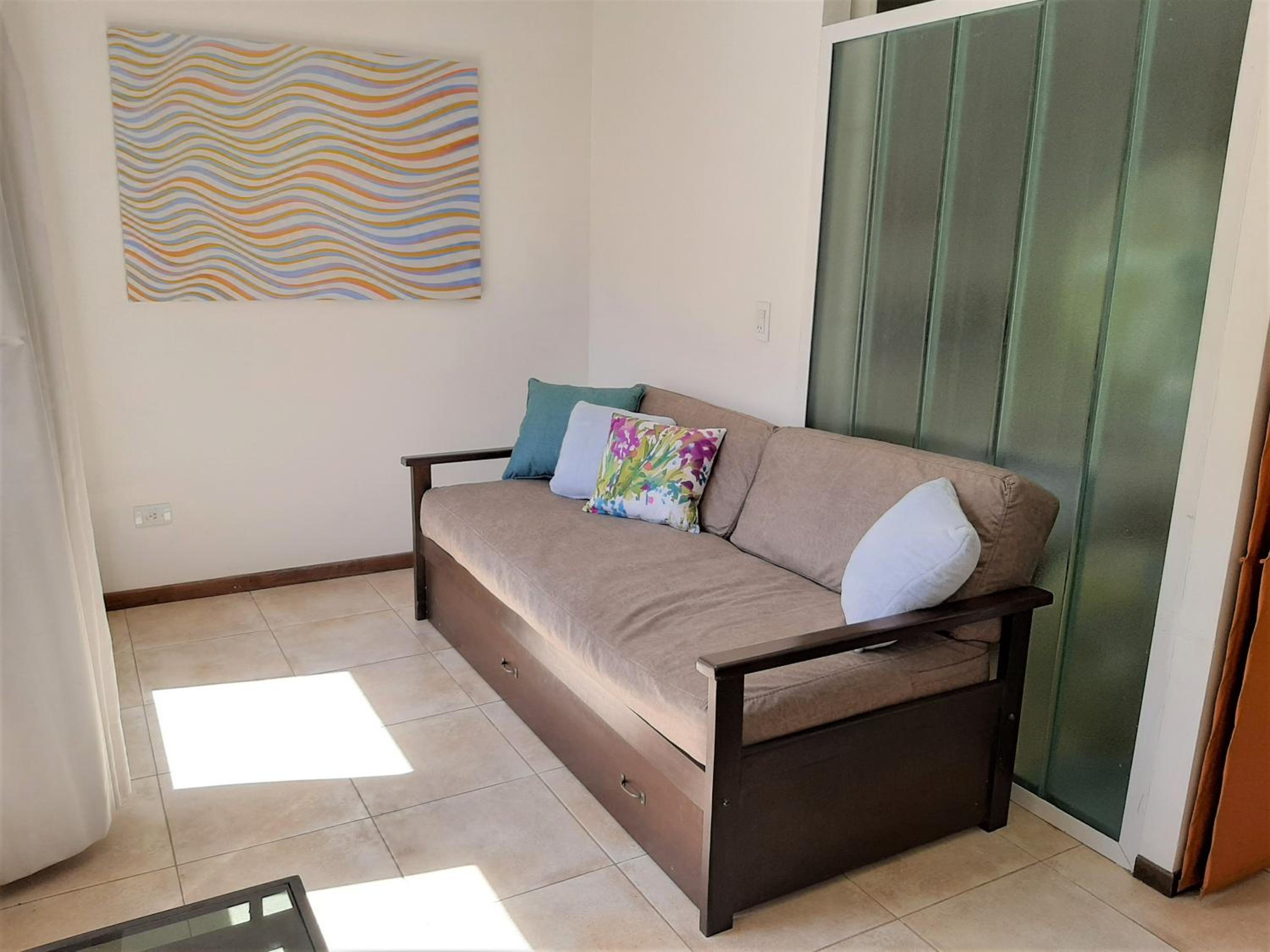Apartment photo 2