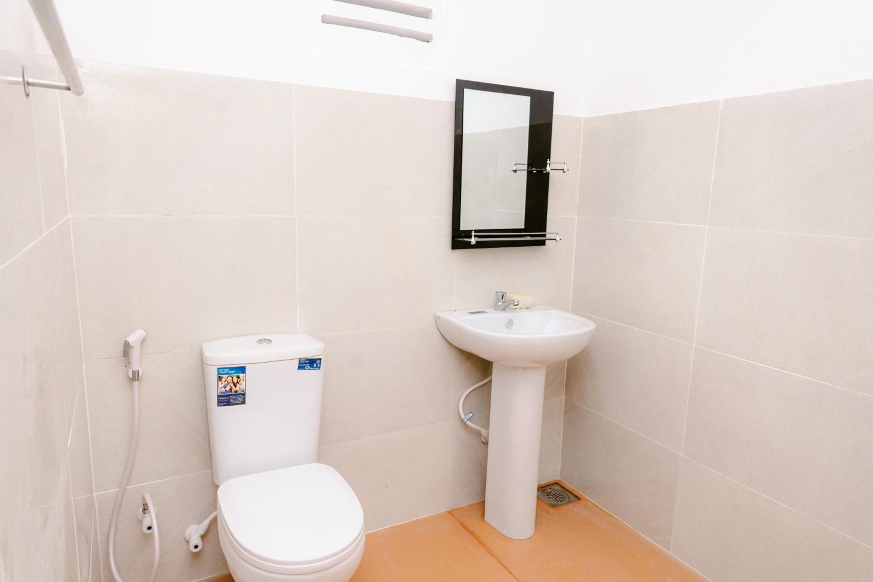 Double Room with Garden View - Photo 13