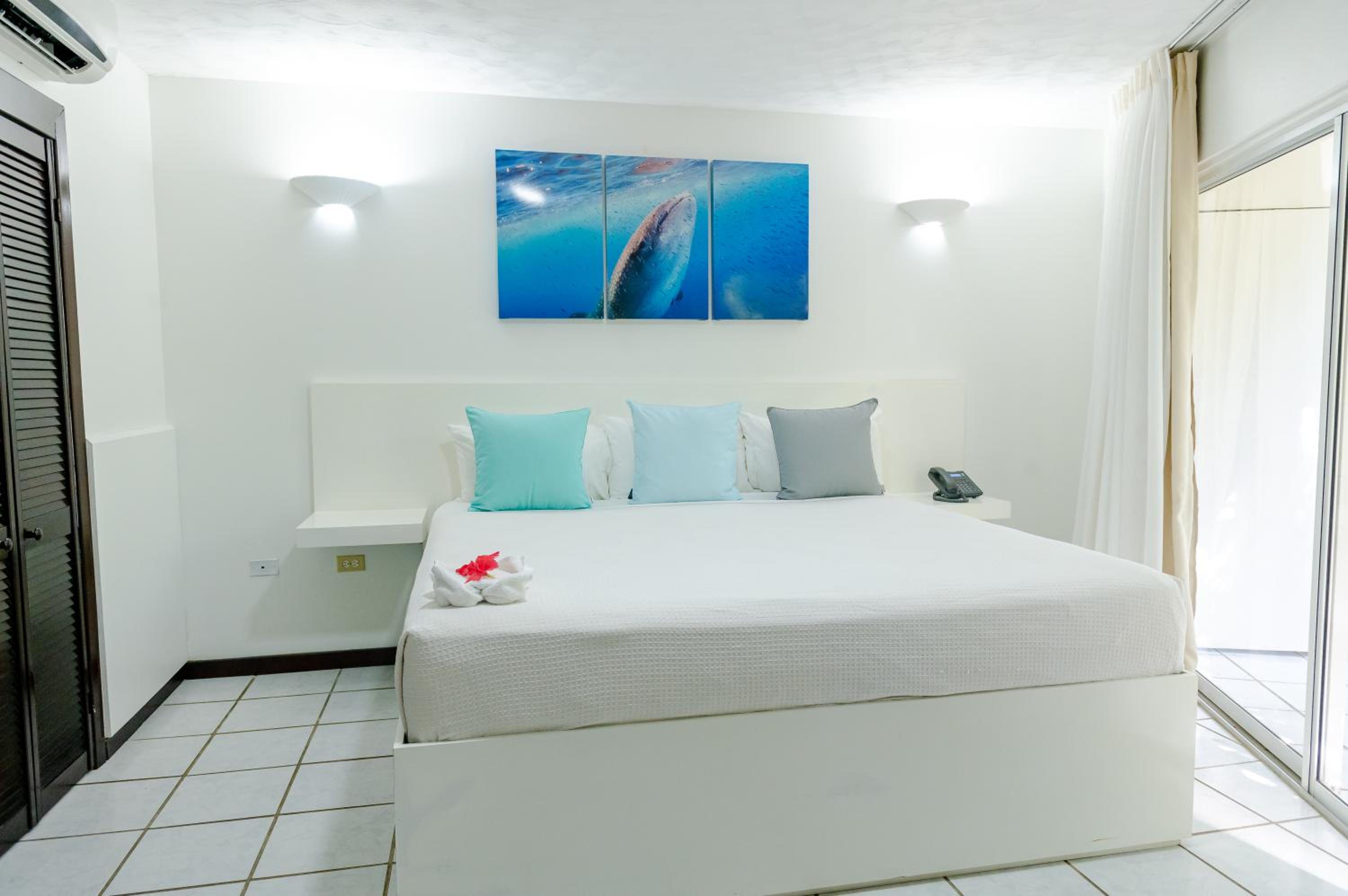 Balcony Suite photo 3