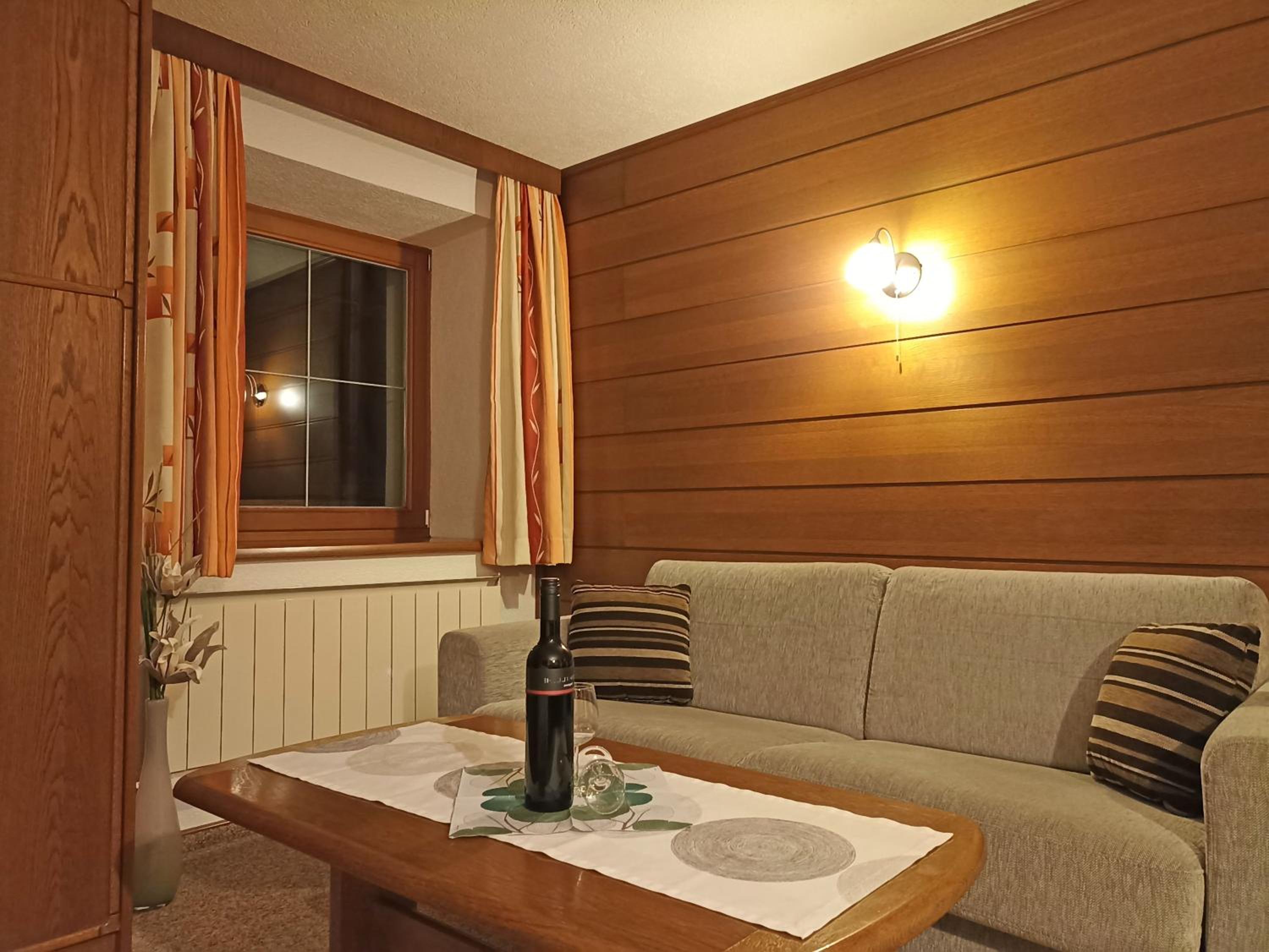 One-Bedroom Apartment with Balcony photo 2