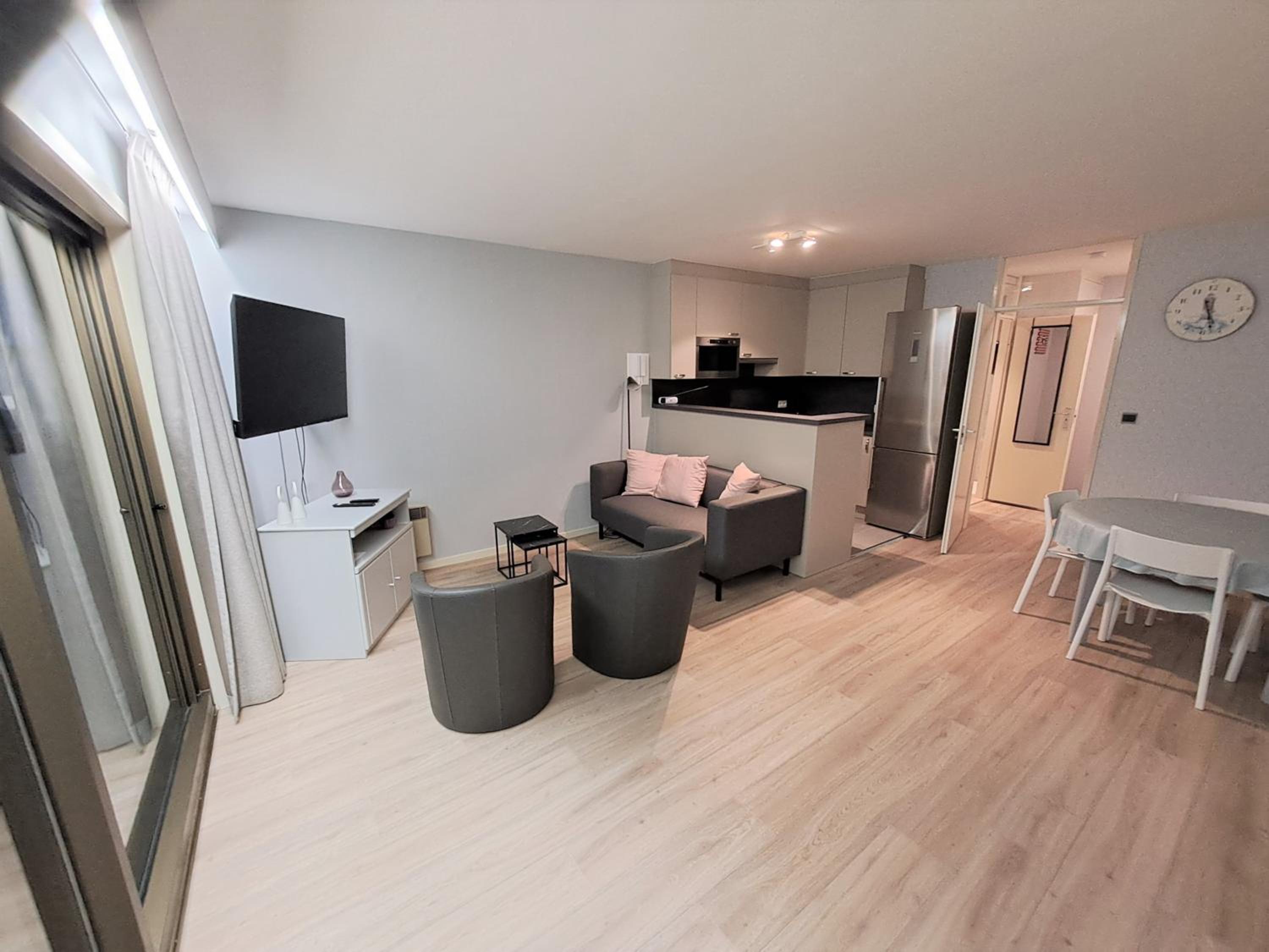 Studio Apartment with Sea View photo 1
