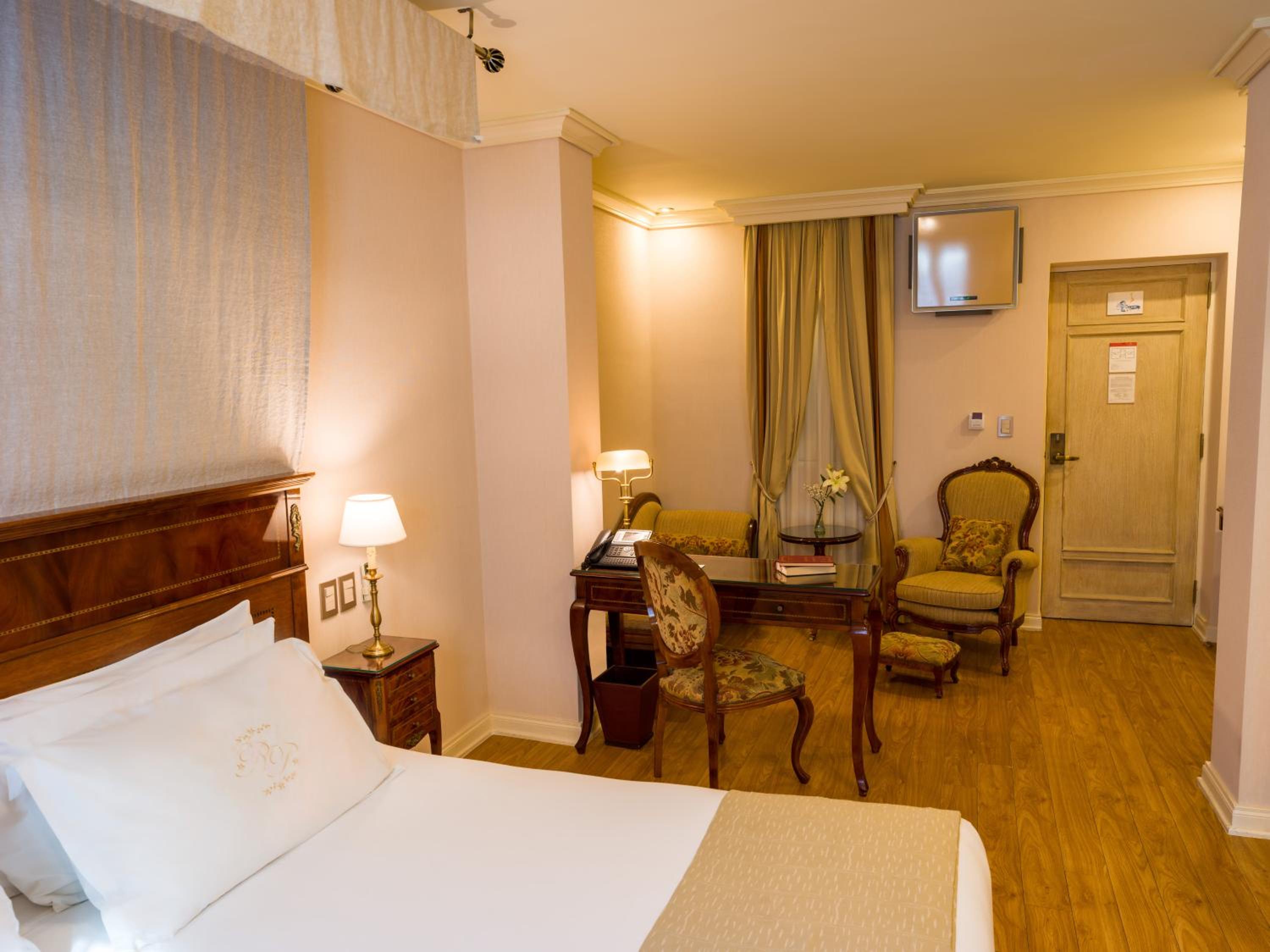 Melia Room King Bed